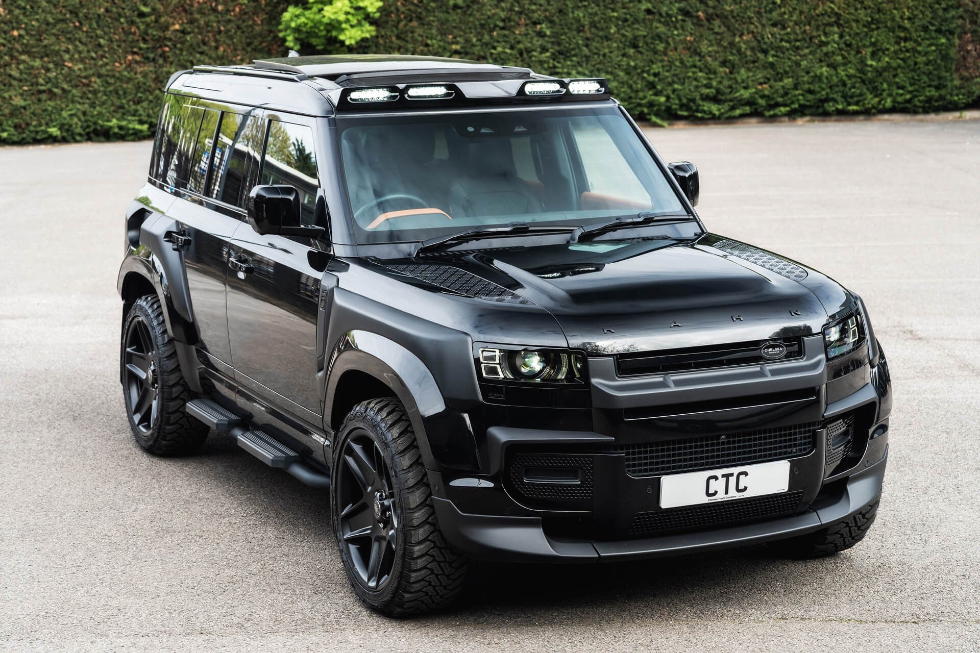 Land Rover Defender 110