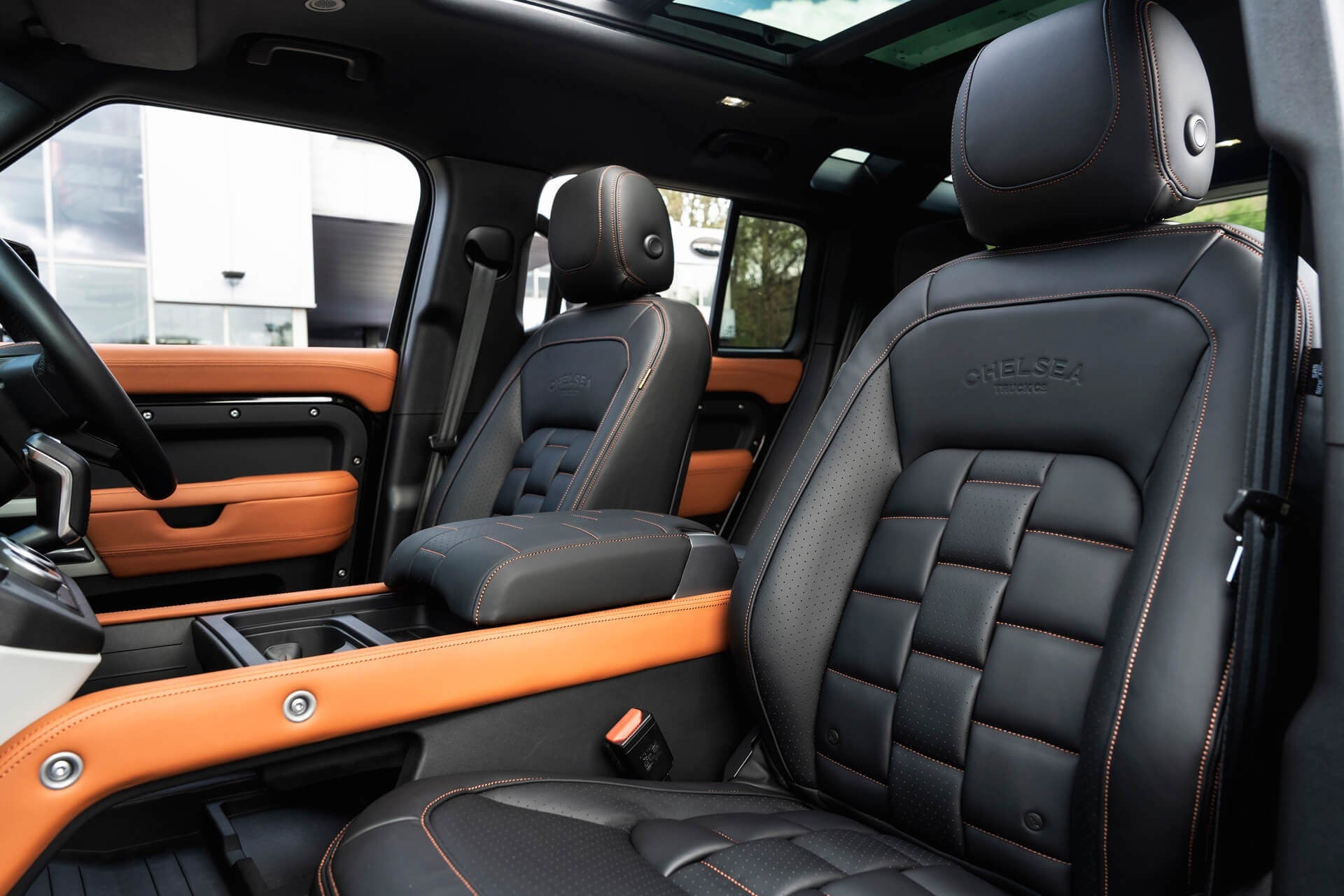 Land Rover Defender 110