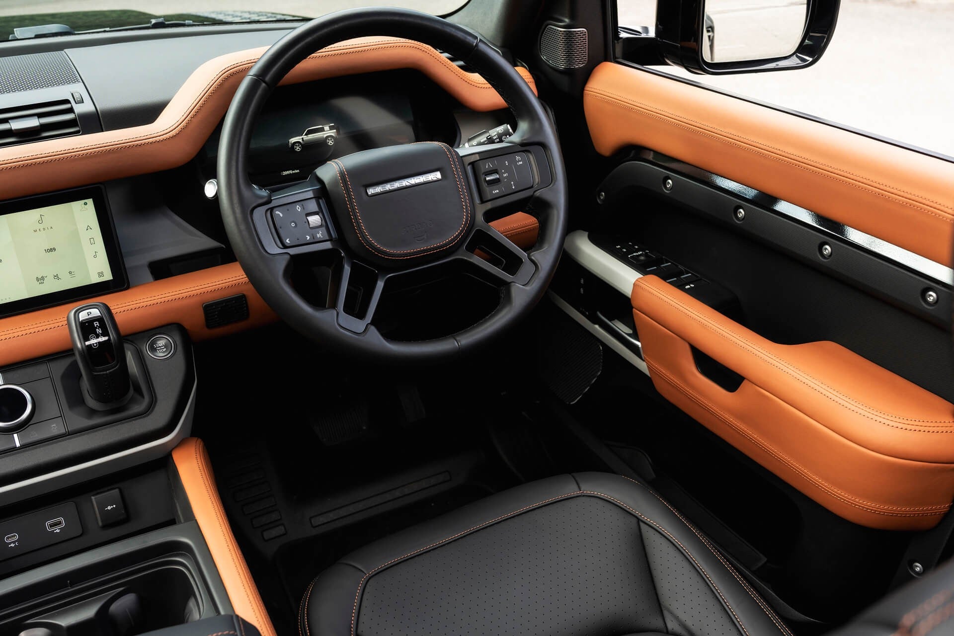 Land Rover Defender 110