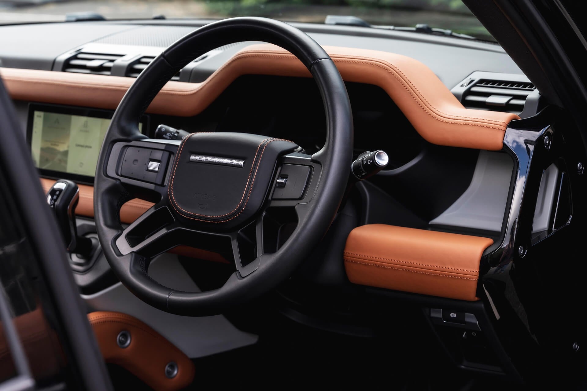 Land Rover Defender 110