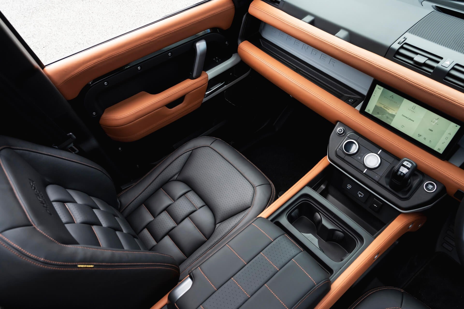 Land Rover Defender 110