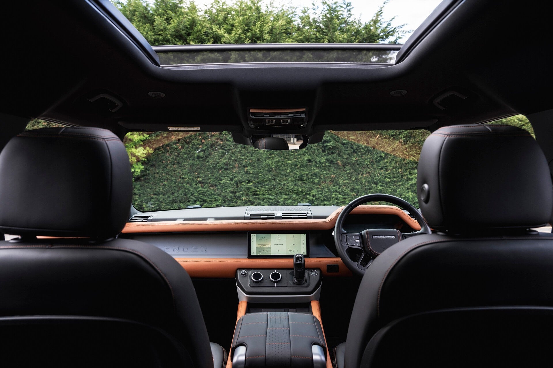 Land Rover Defender 110