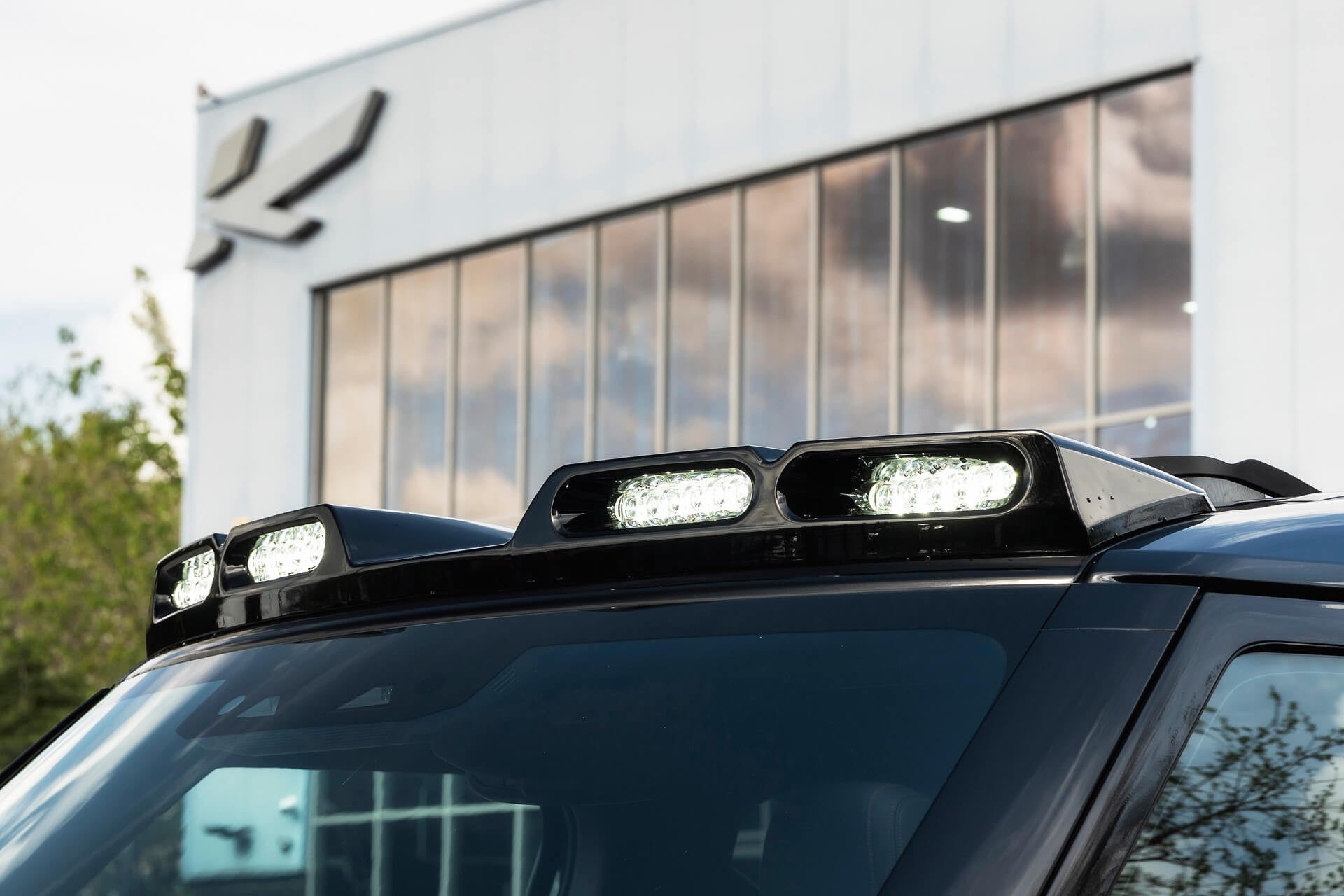 Land Rover Defender 110