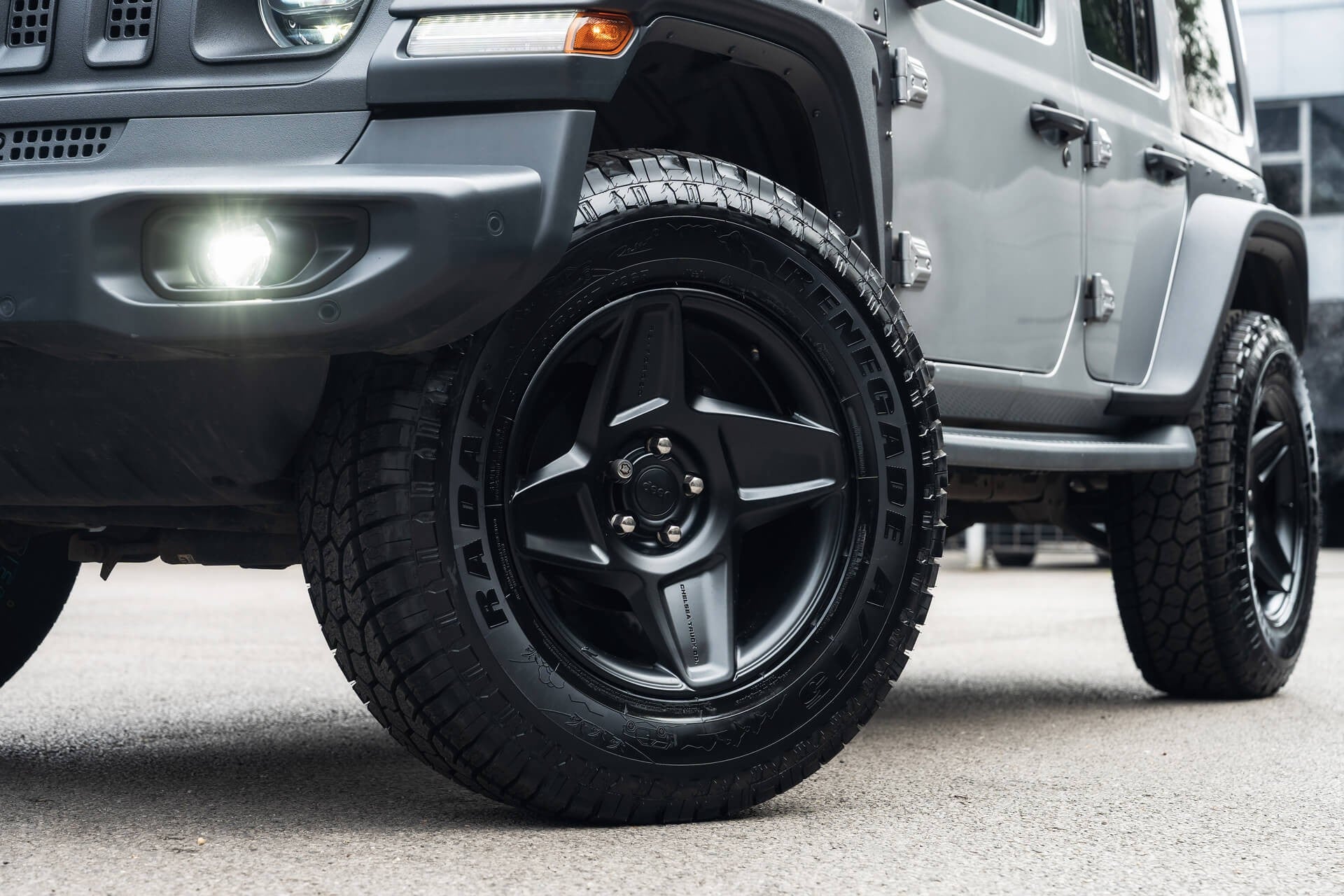 Jeep Wrangler Sahara Unlimited Gallery Image