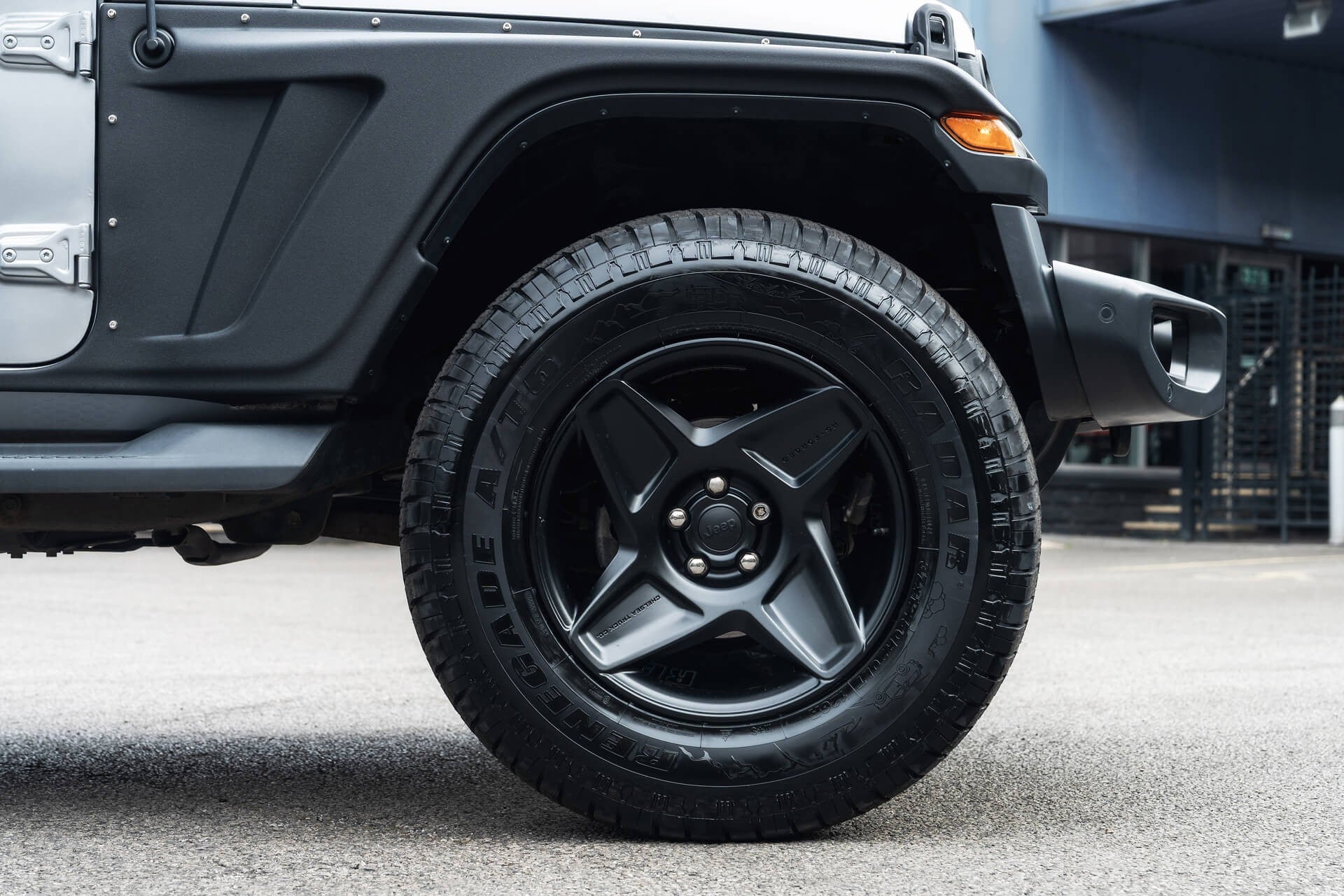Jeep Wrangler Sahara Unlimited Gallery Image