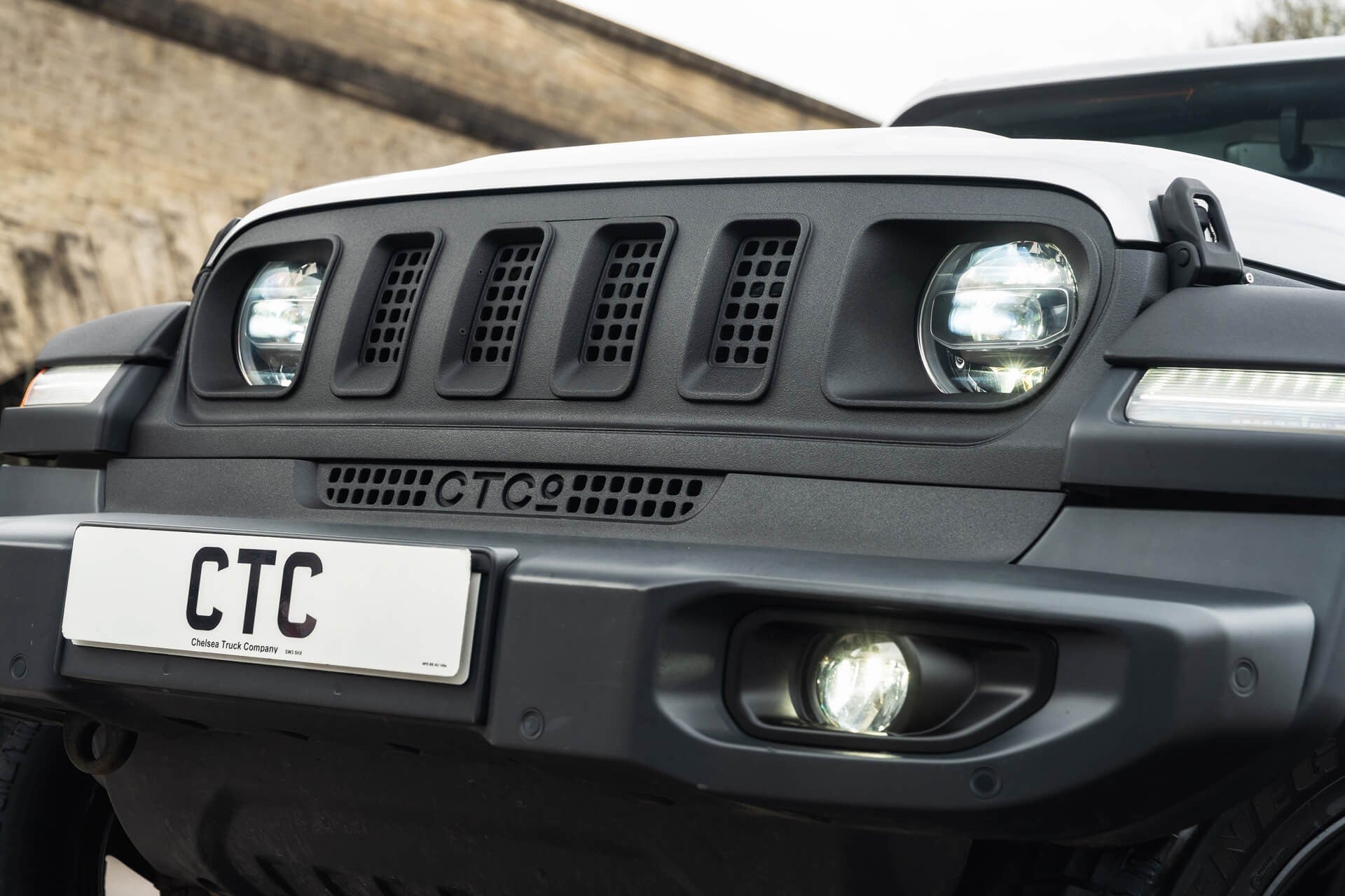 Jeep Wrangler Sahara Unlimited Gallery Image