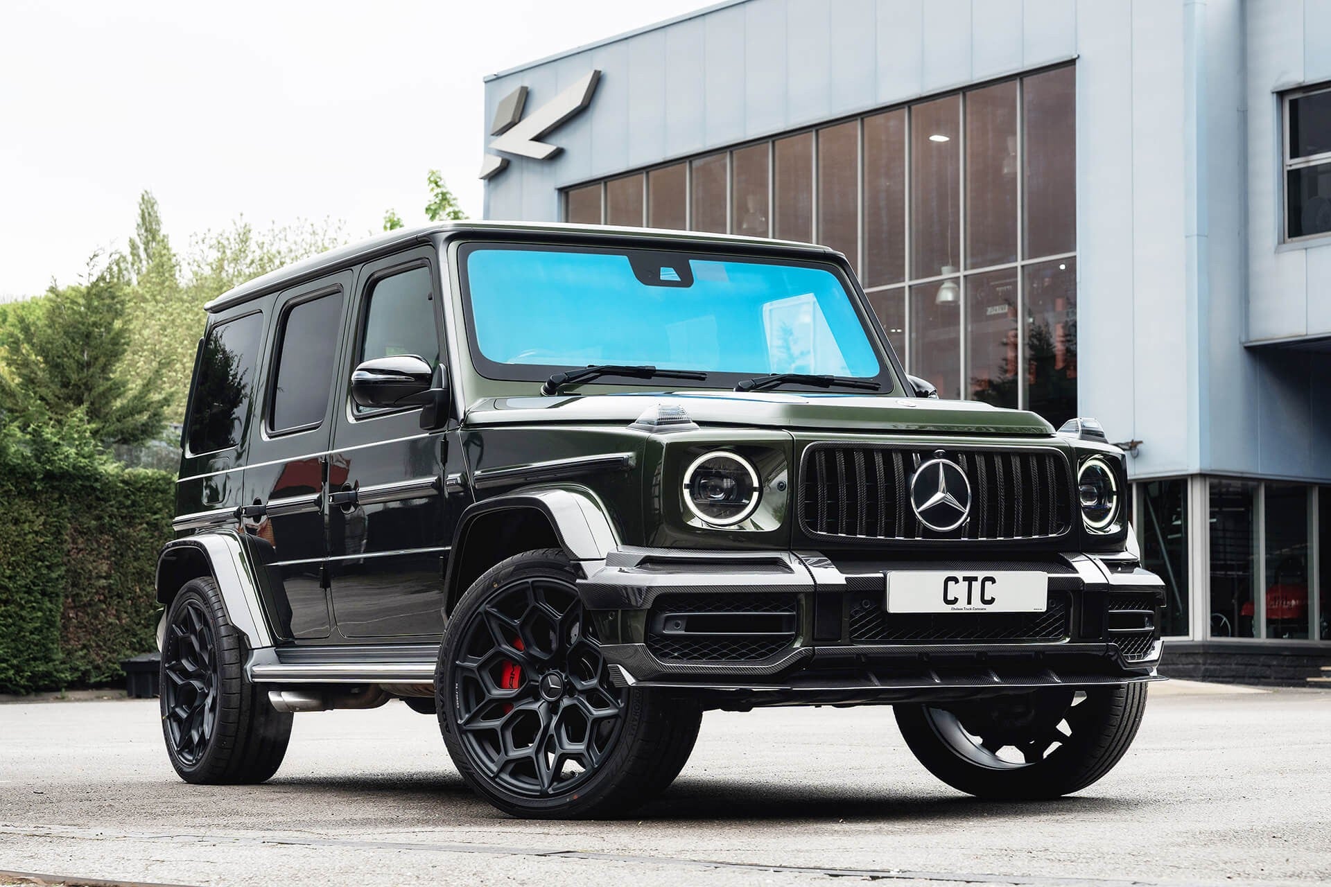 Mercedes-Benz G63 AMG V8 4.0 (AMG Night Package)