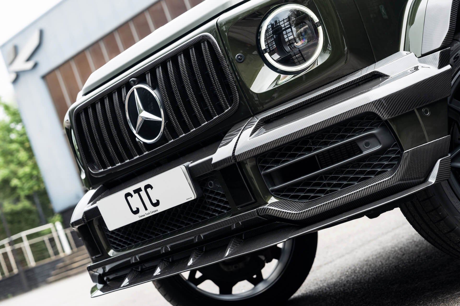 Mercedes-Benz G63 AMG V8 4.0 (AMG Night Package) Gallery Image
