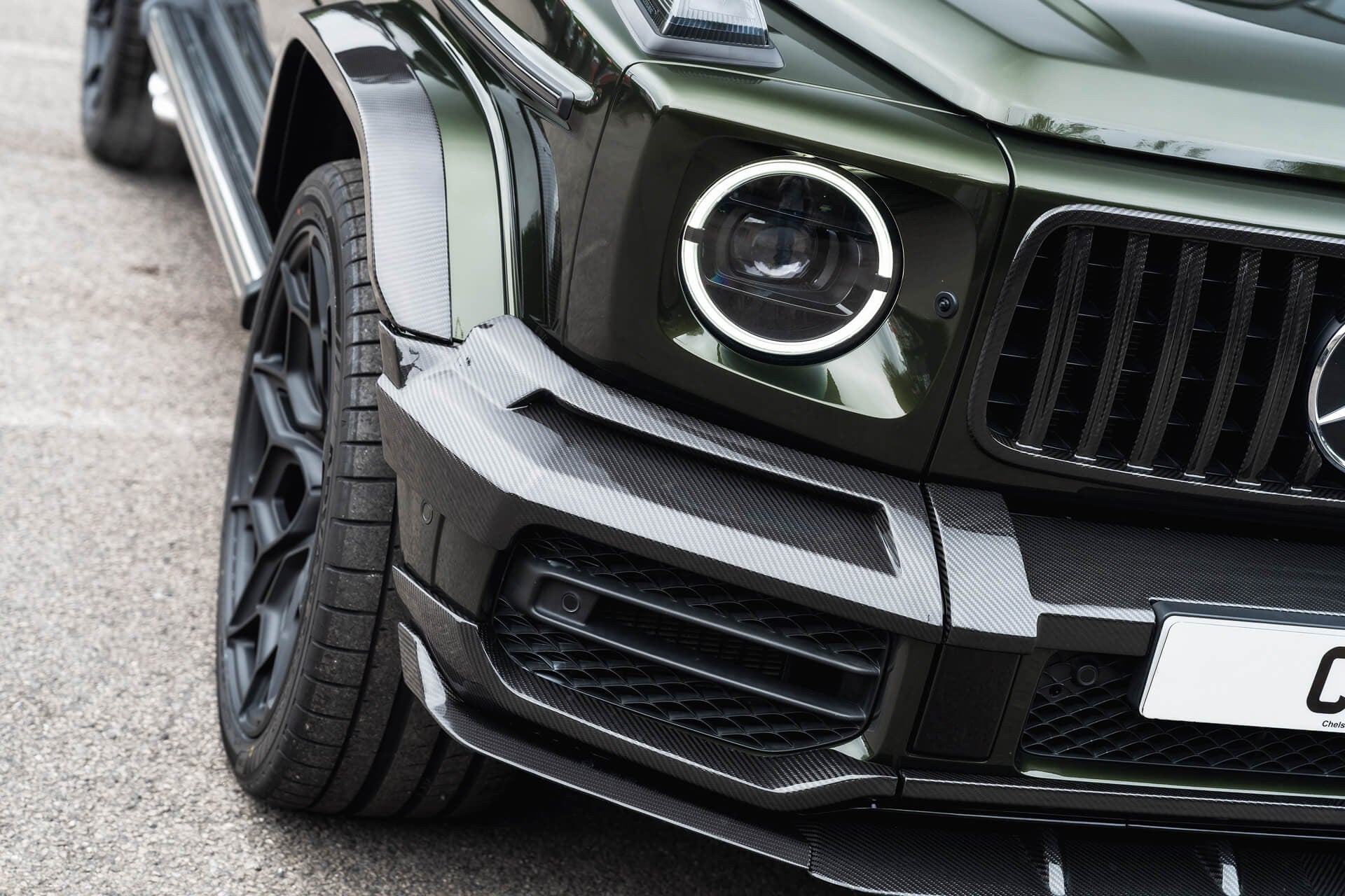 Mercedes-Benz G63 AMG V8 4.0 (AMG Night Package) Gallery Image