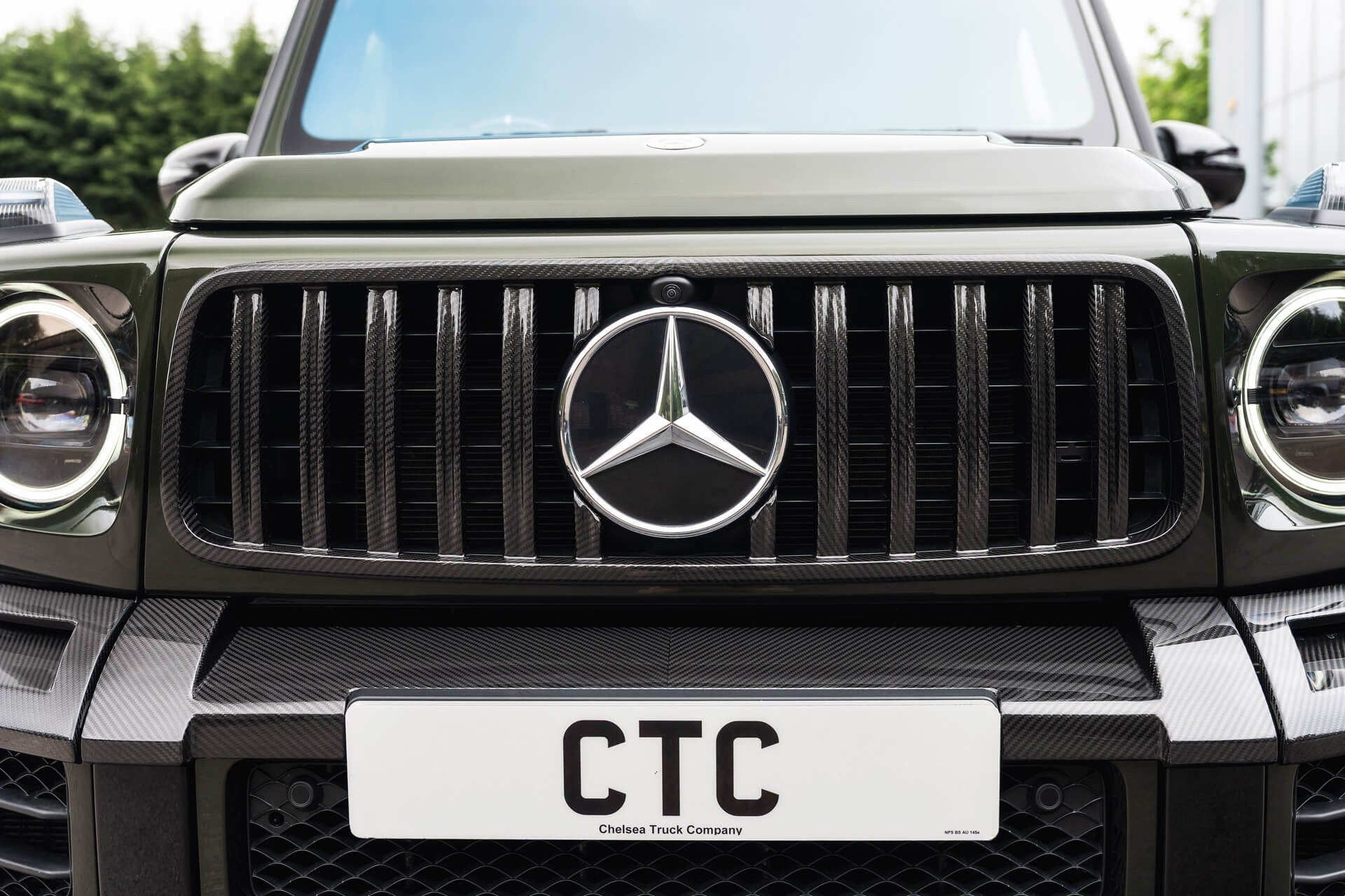 Mercedes-Benz G63 AMG V8 4.0 (AMG Night Package) Gallery Image