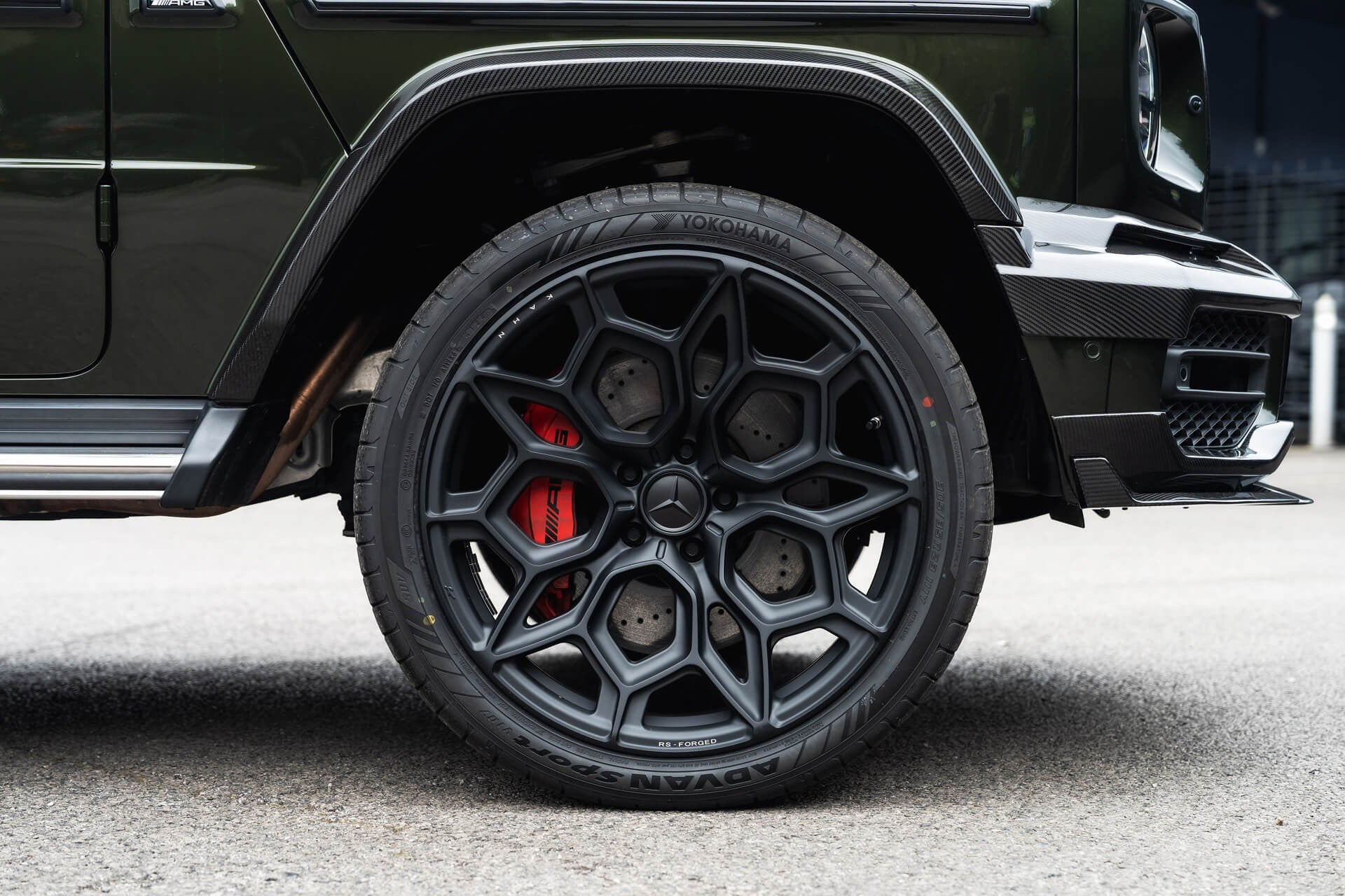 Mercedes-Benz G63 AMG V8 4.0 (AMG Night Package) Gallery Image