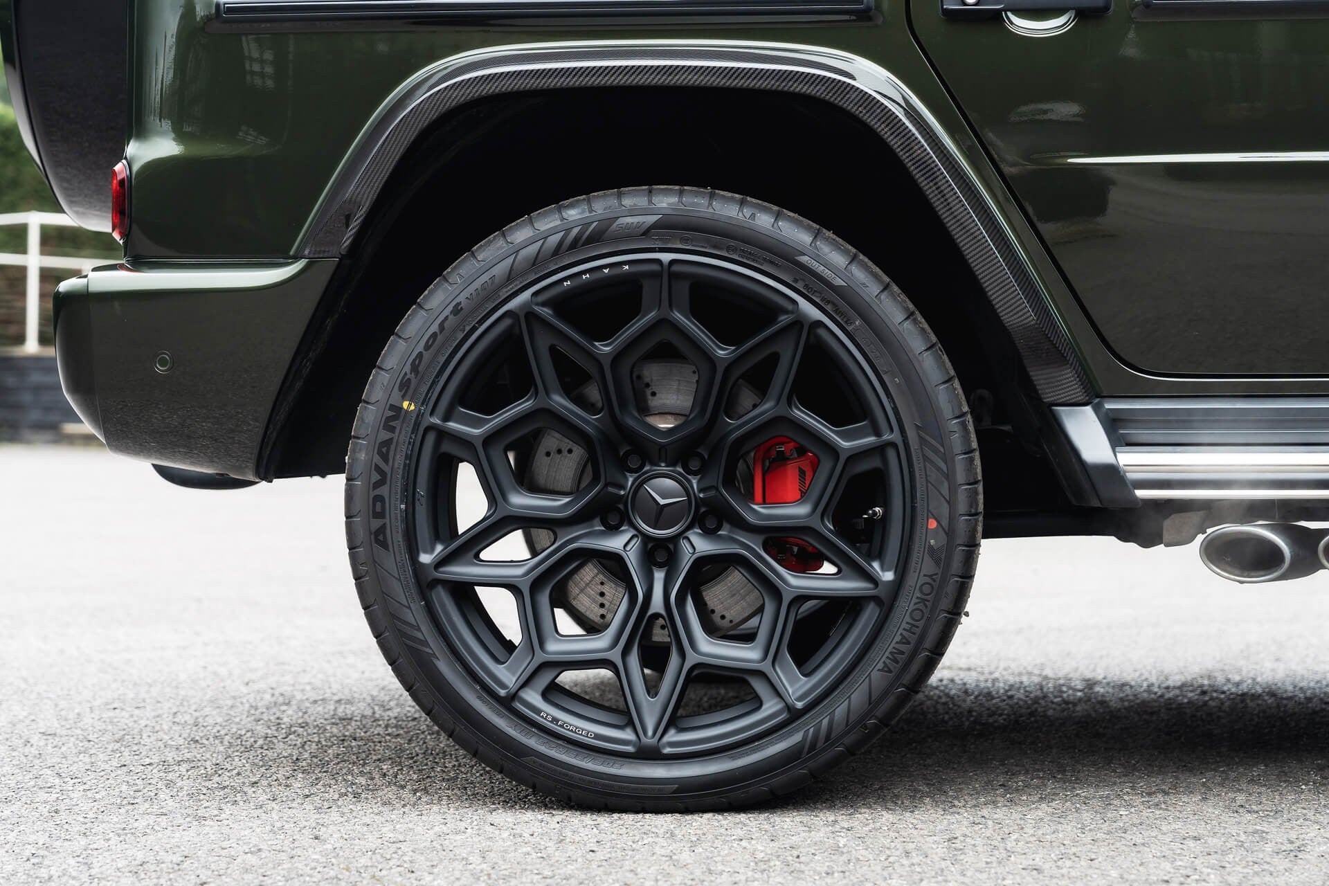 Mercedes-Benz G63 AMG V8 4.0 (AMG Night Package) Gallery Image