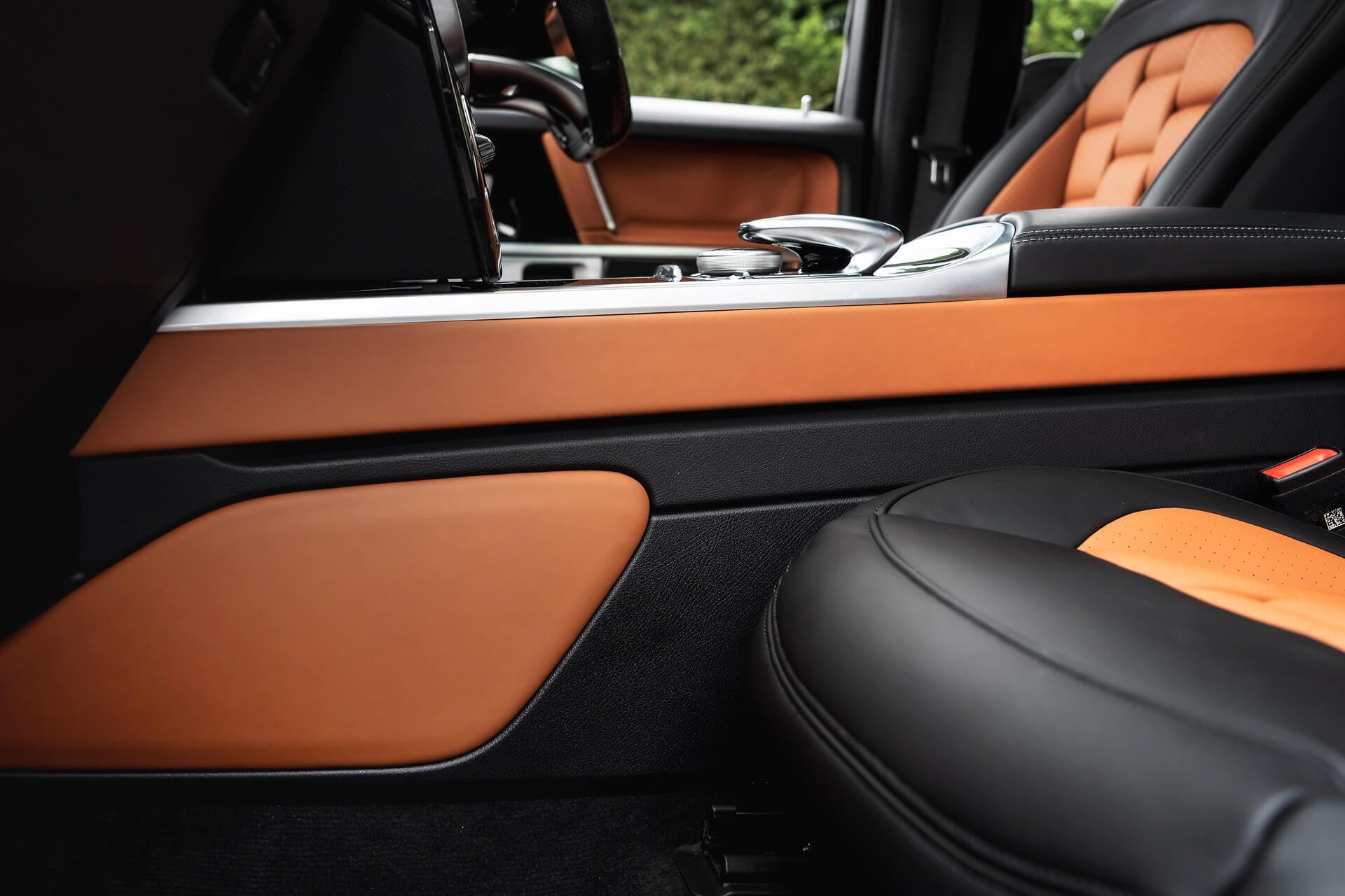 Mercedes-Benz G63 AMG V8 4.0 (AMG Night Package) Gallery Image