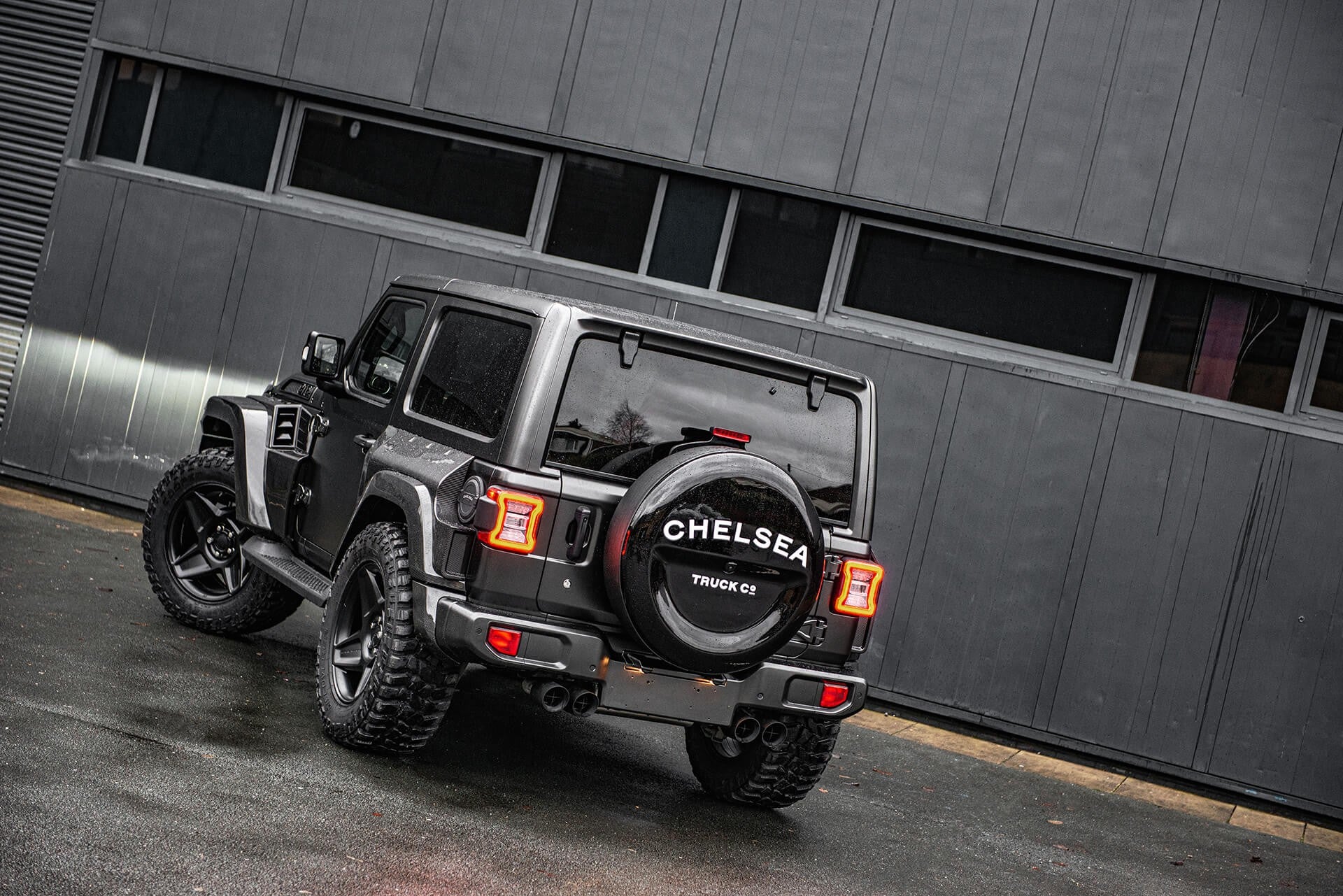 Jeep Wrangler Rubicon - Black Hawk