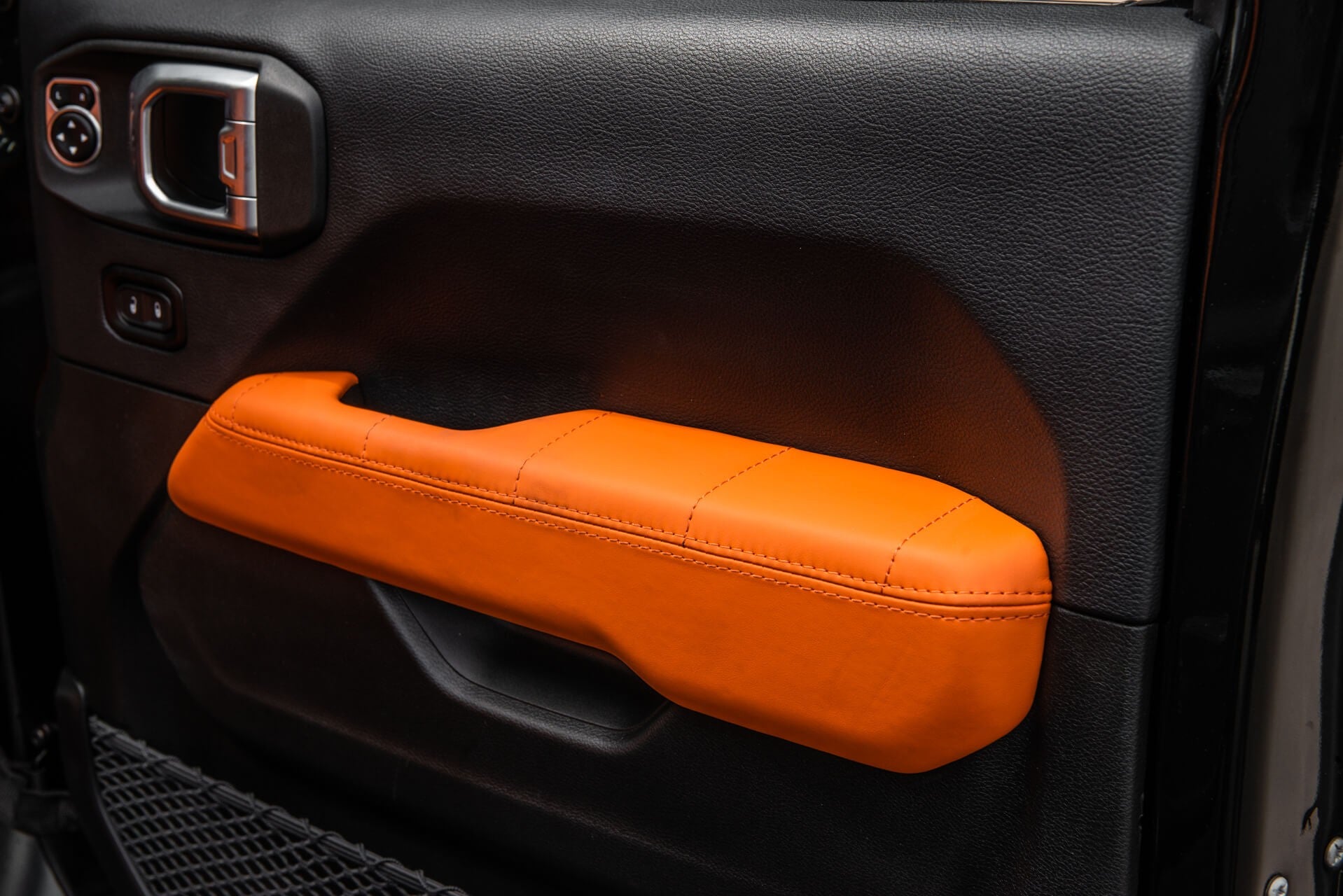 Jeep Wrangler Rubicon - Black Hawk