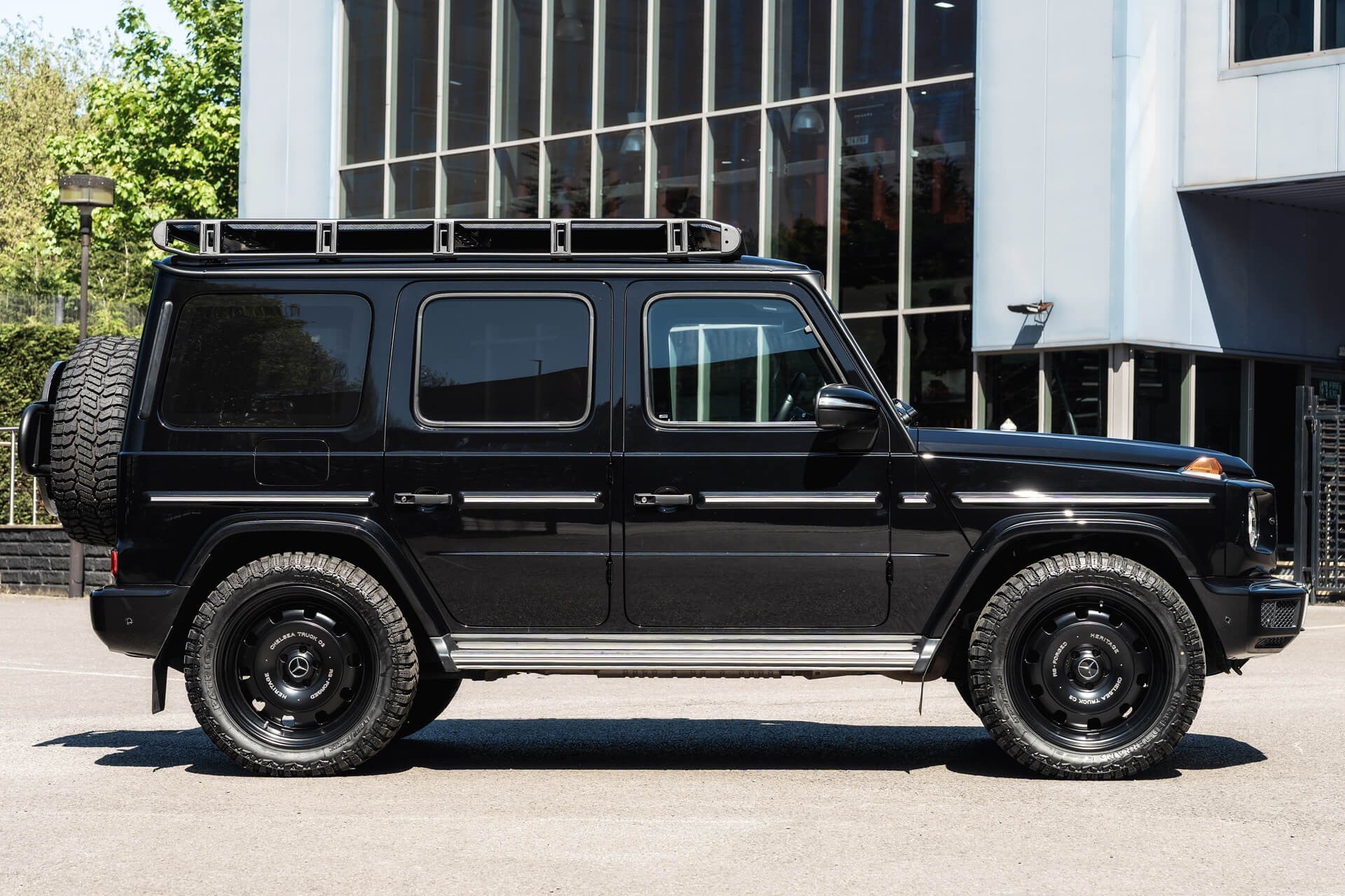 Mercedes-Benz G400d AMG Line (Premium Plus) Gallery Image