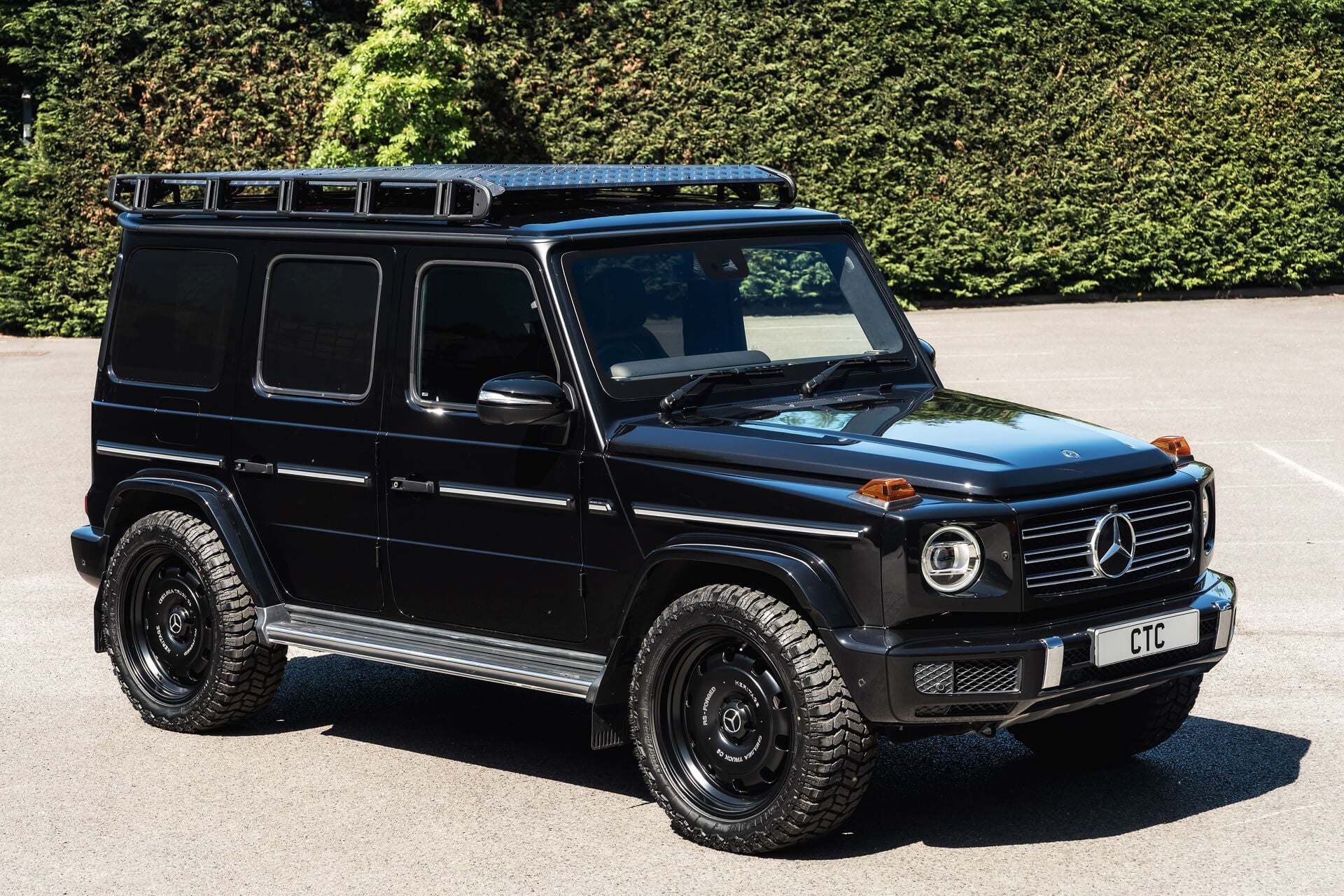 Mercedes-Benz G400d AMG Line (Premium Plus) Gallery Image