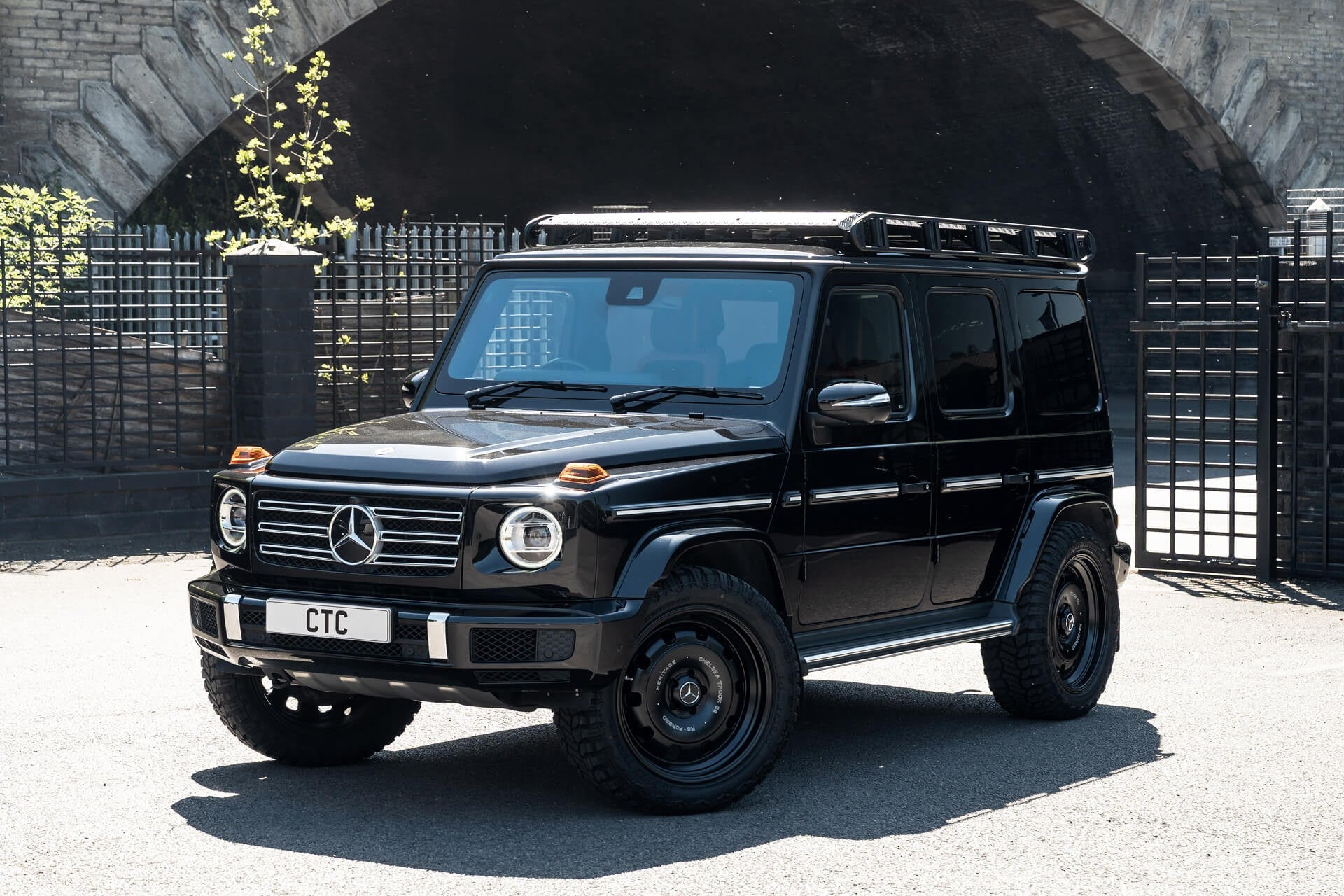 Mercedes-Benz G400d AMG Line (Premium Plus) Gallery Image