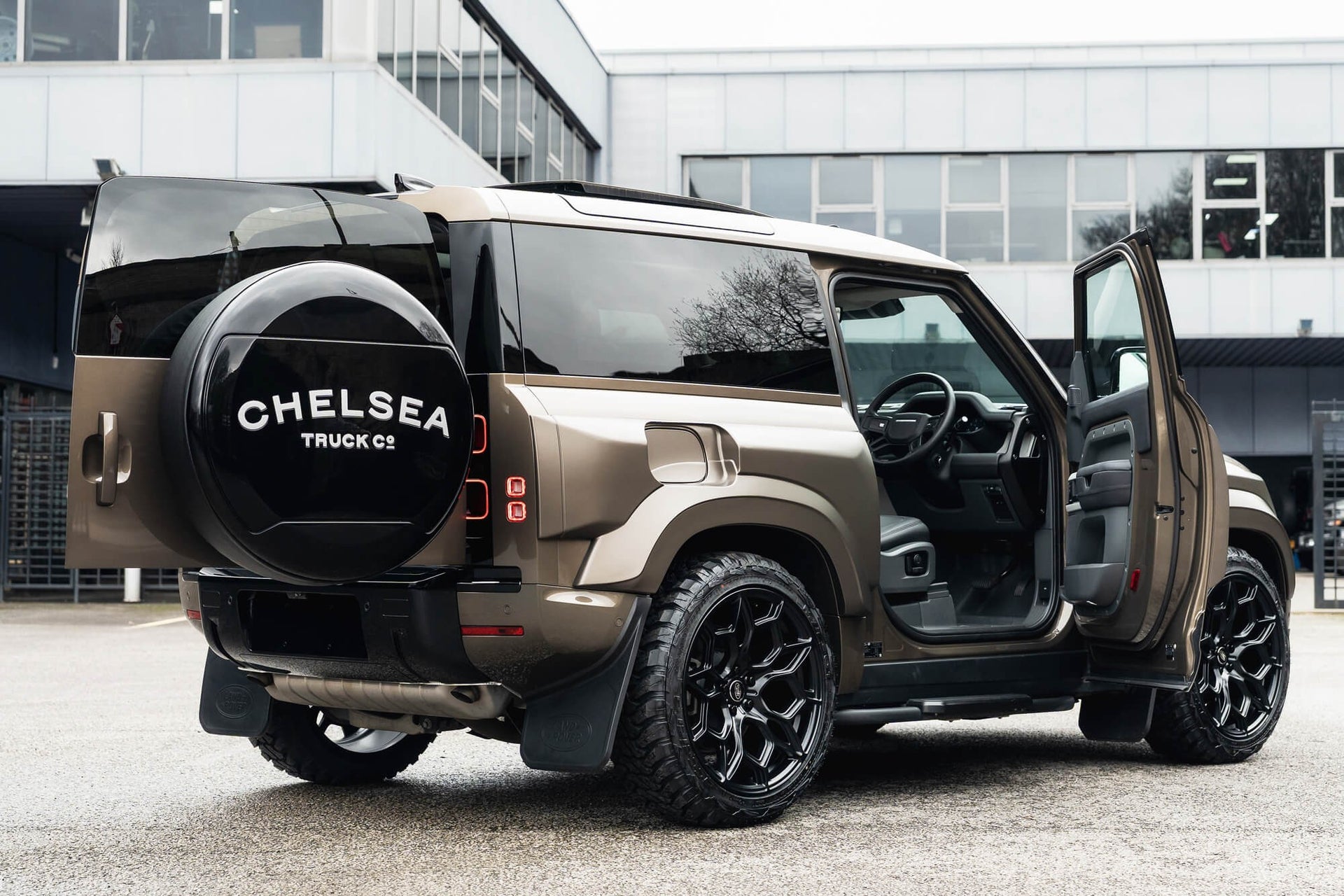 Land Rover Defender 90 P400 XS