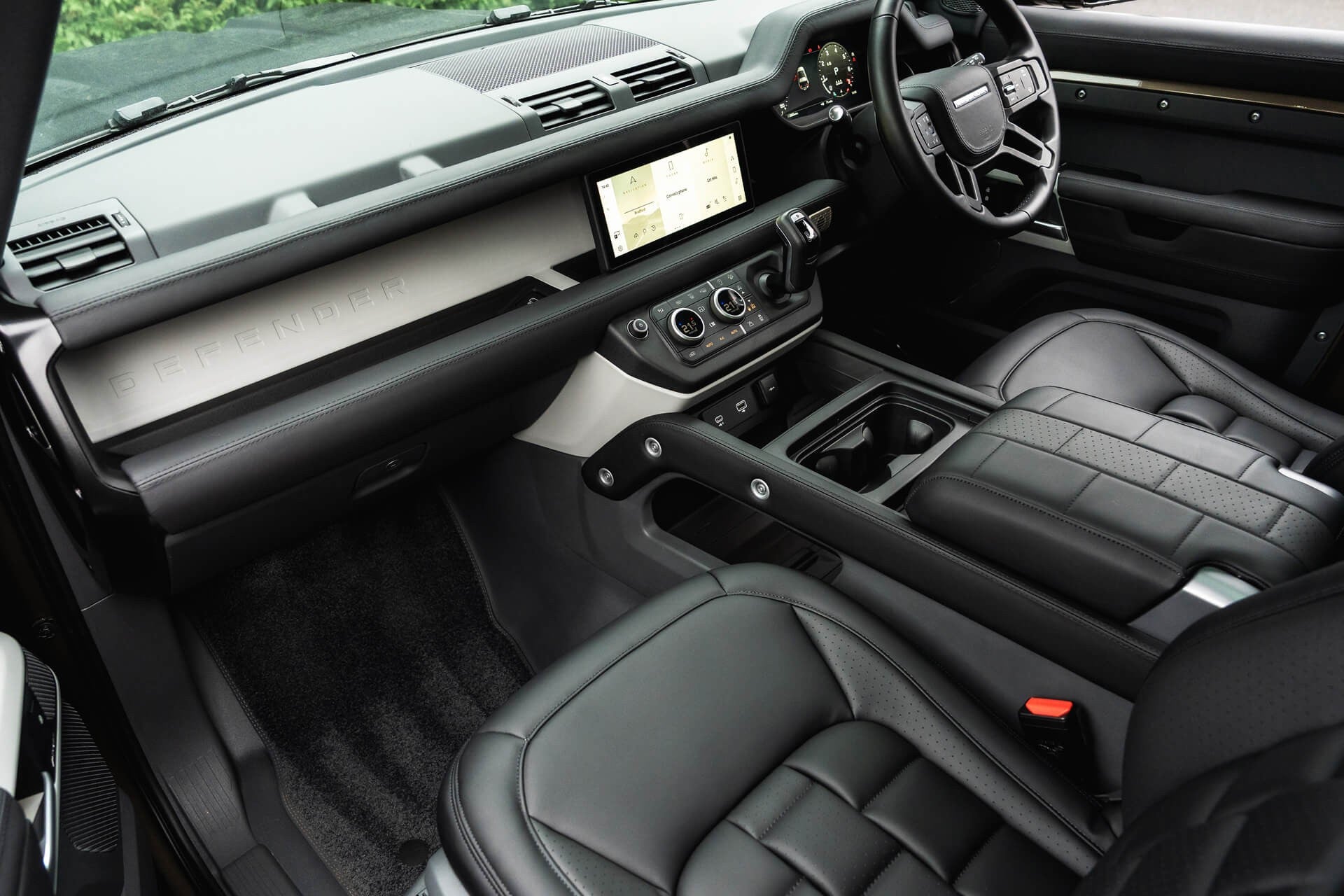 Land Rover Defender 90 P400 XS