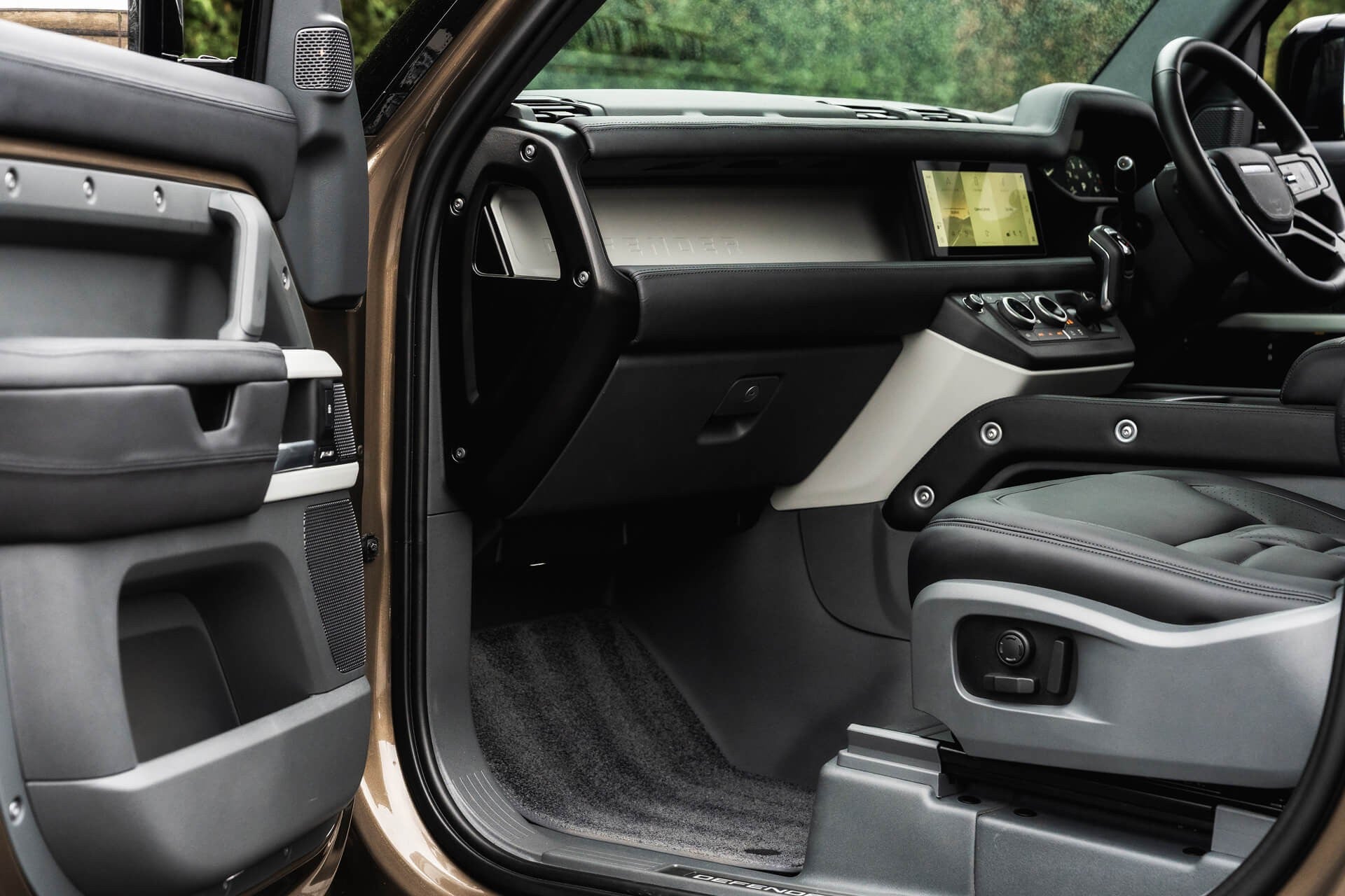 Land Rover Defender 90 P400 XS