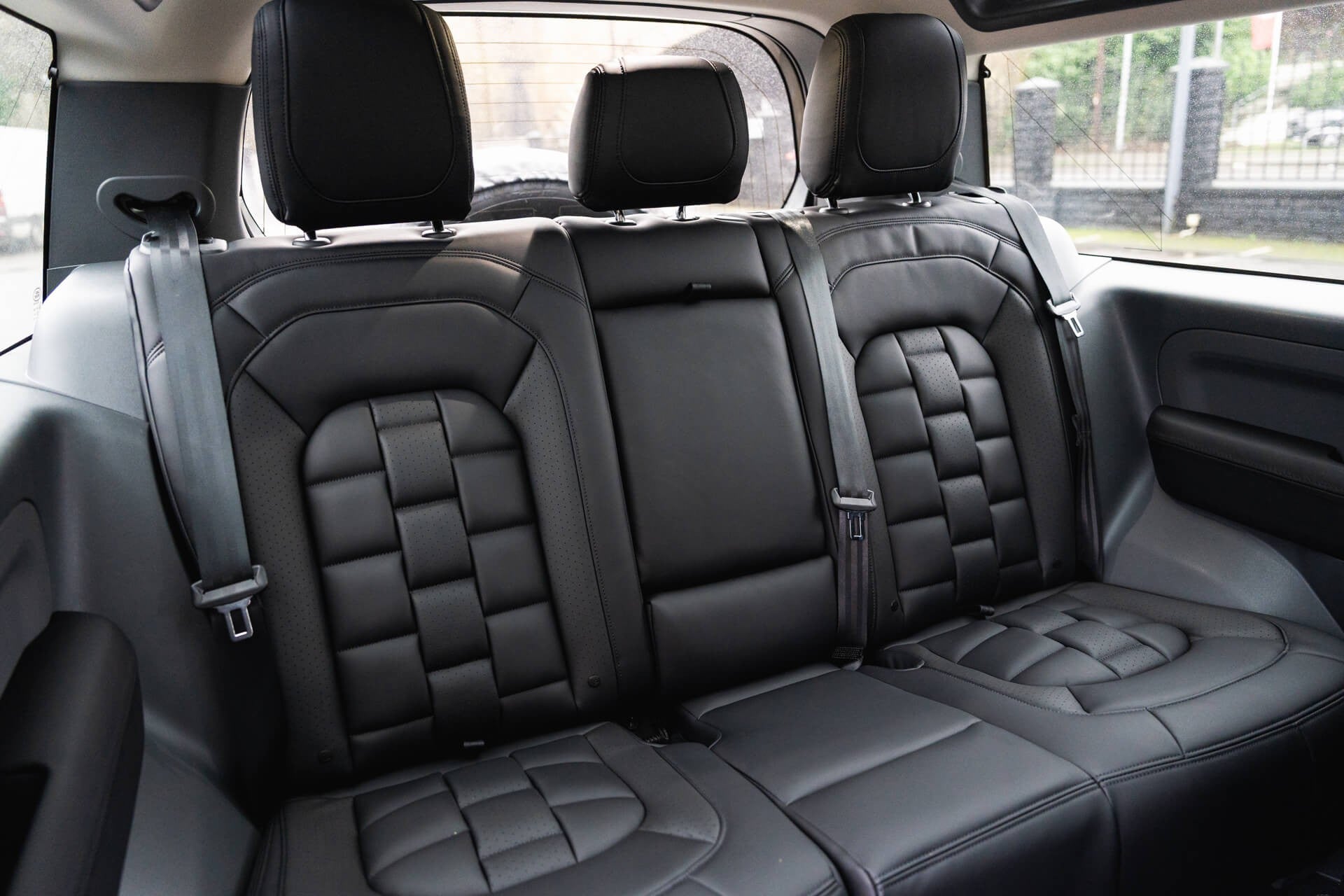Land Rover Defender 90 P400 XS