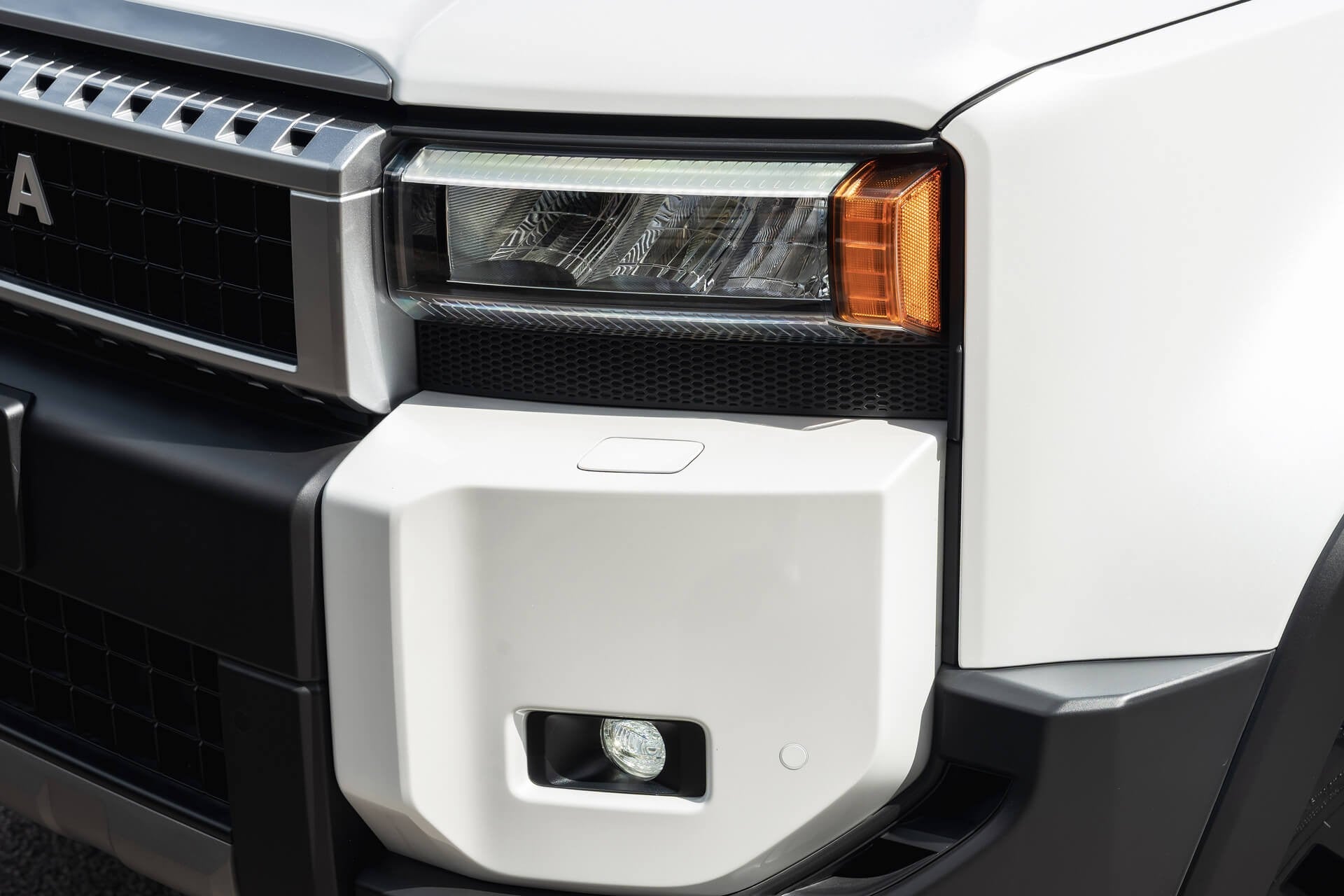 Toyota Land Cruiser 250 VX 2.7 Automatic Gallery Image