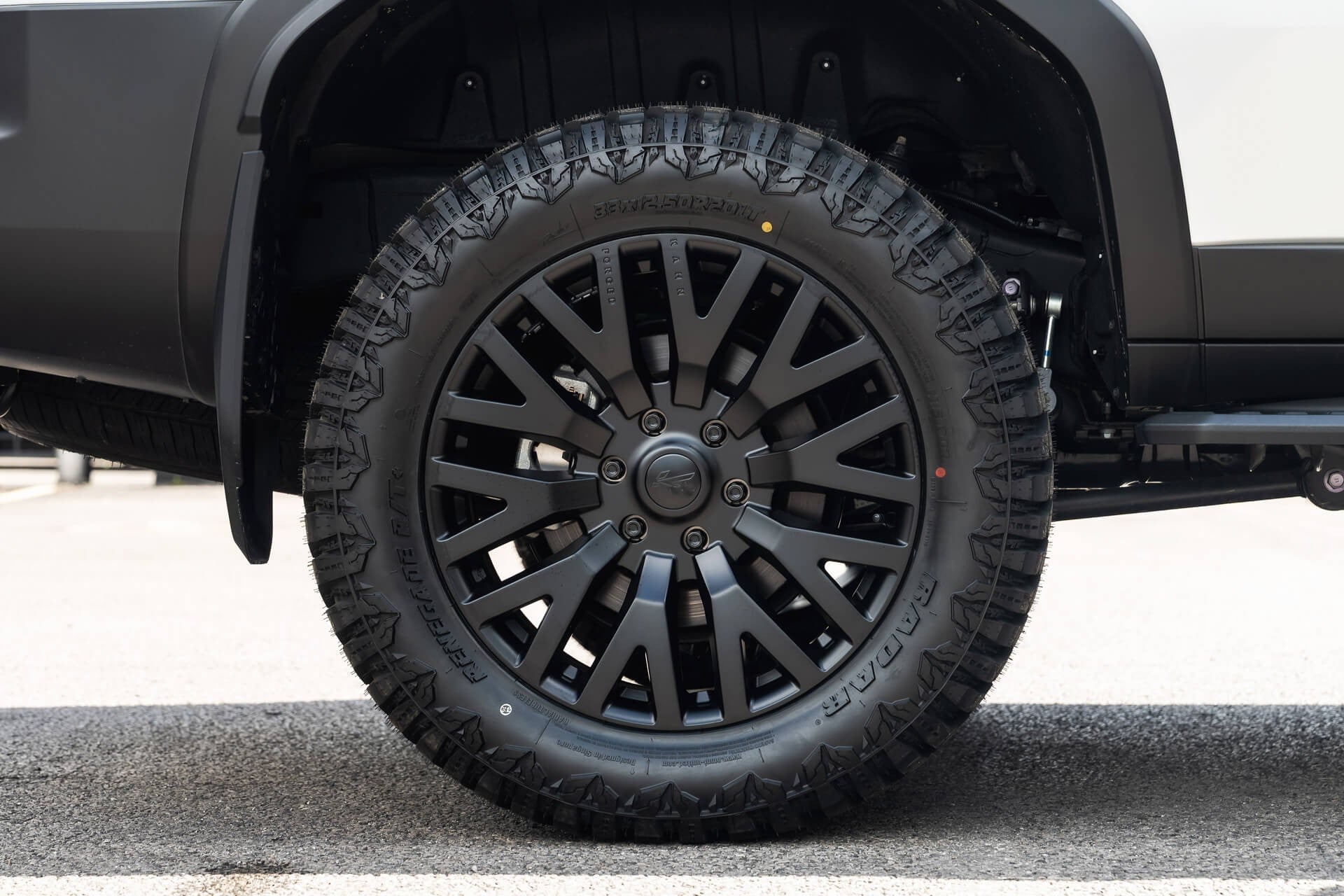 Toyota Land Cruiser 250 VX 2.7 Automatic Gallery Image