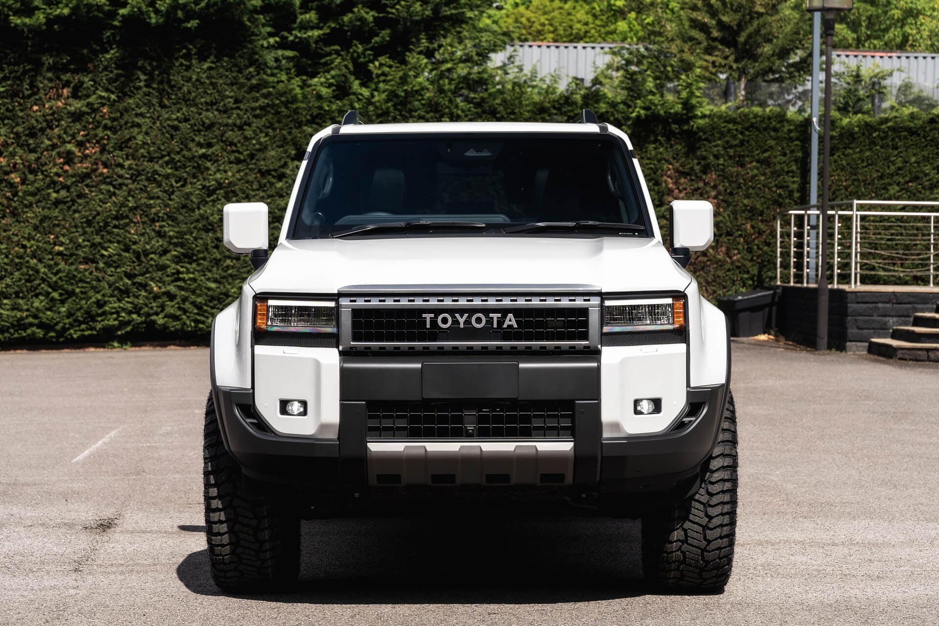 Toyota Land Cruiser 250 VX 2.7 Automatic Gallery Image