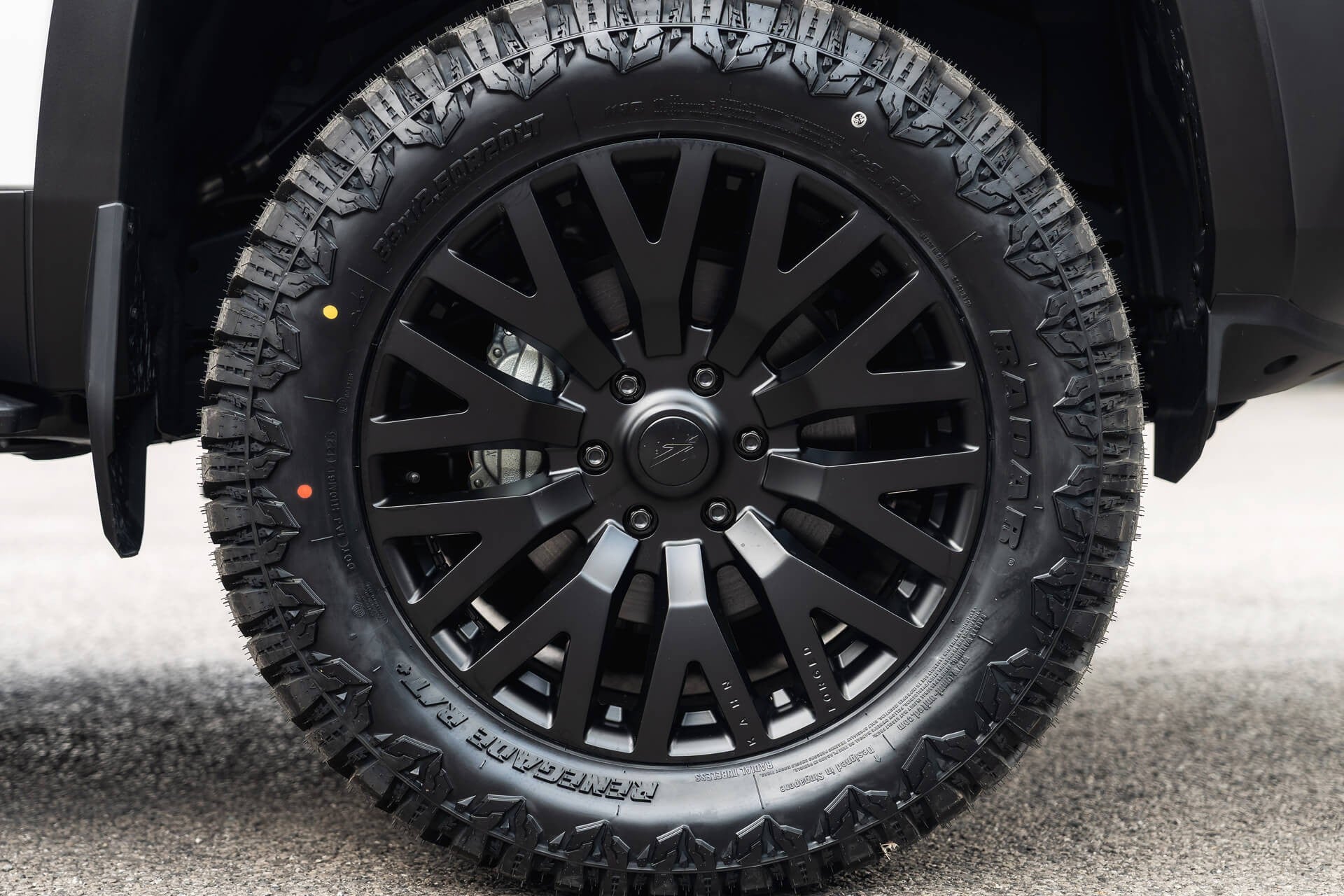 Toyota Land Cruiser 250 VX 2.7 Automatic Gallery Image