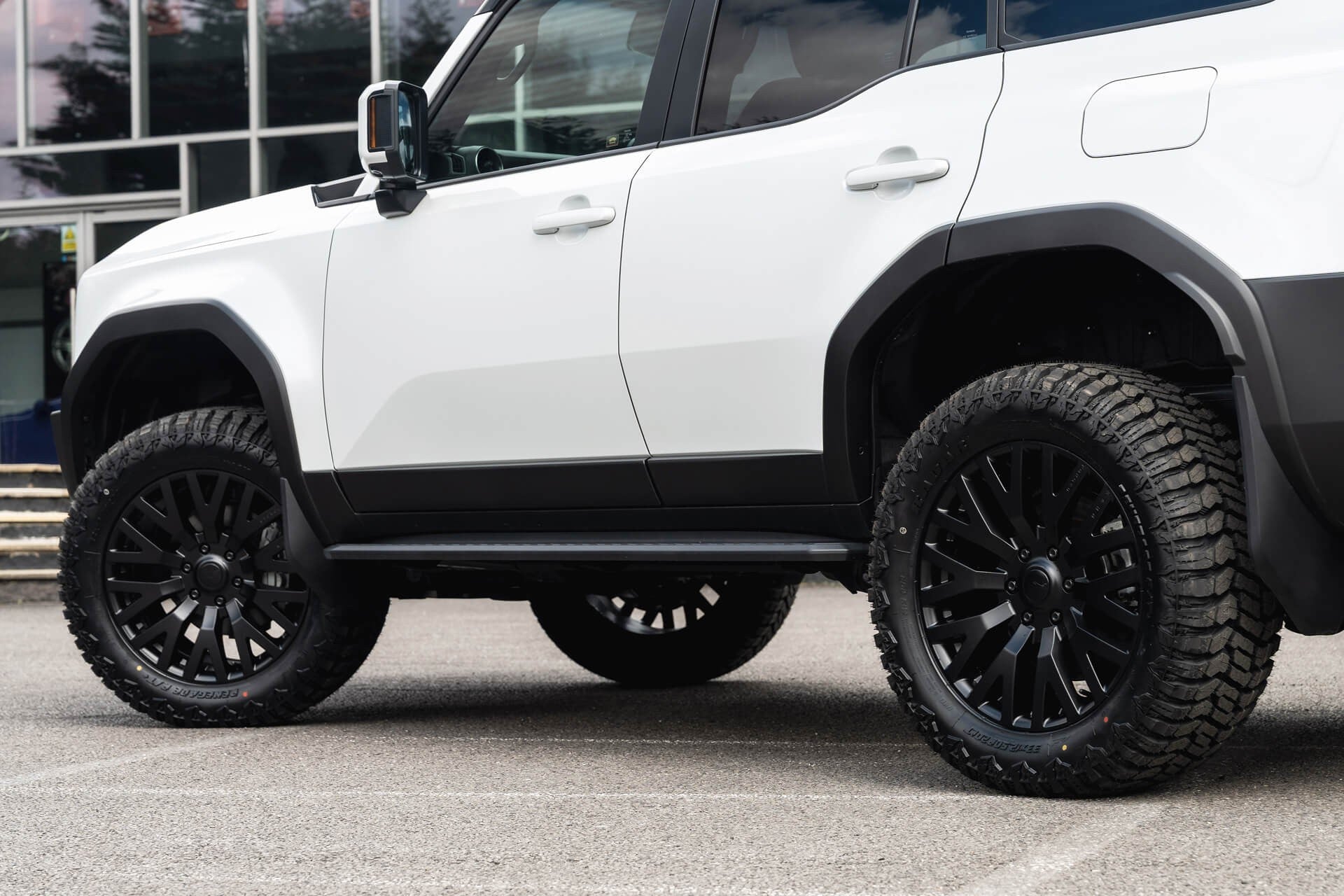 Toyota Land Cruiser 250 VX 2.7 Automatic Gallery Image