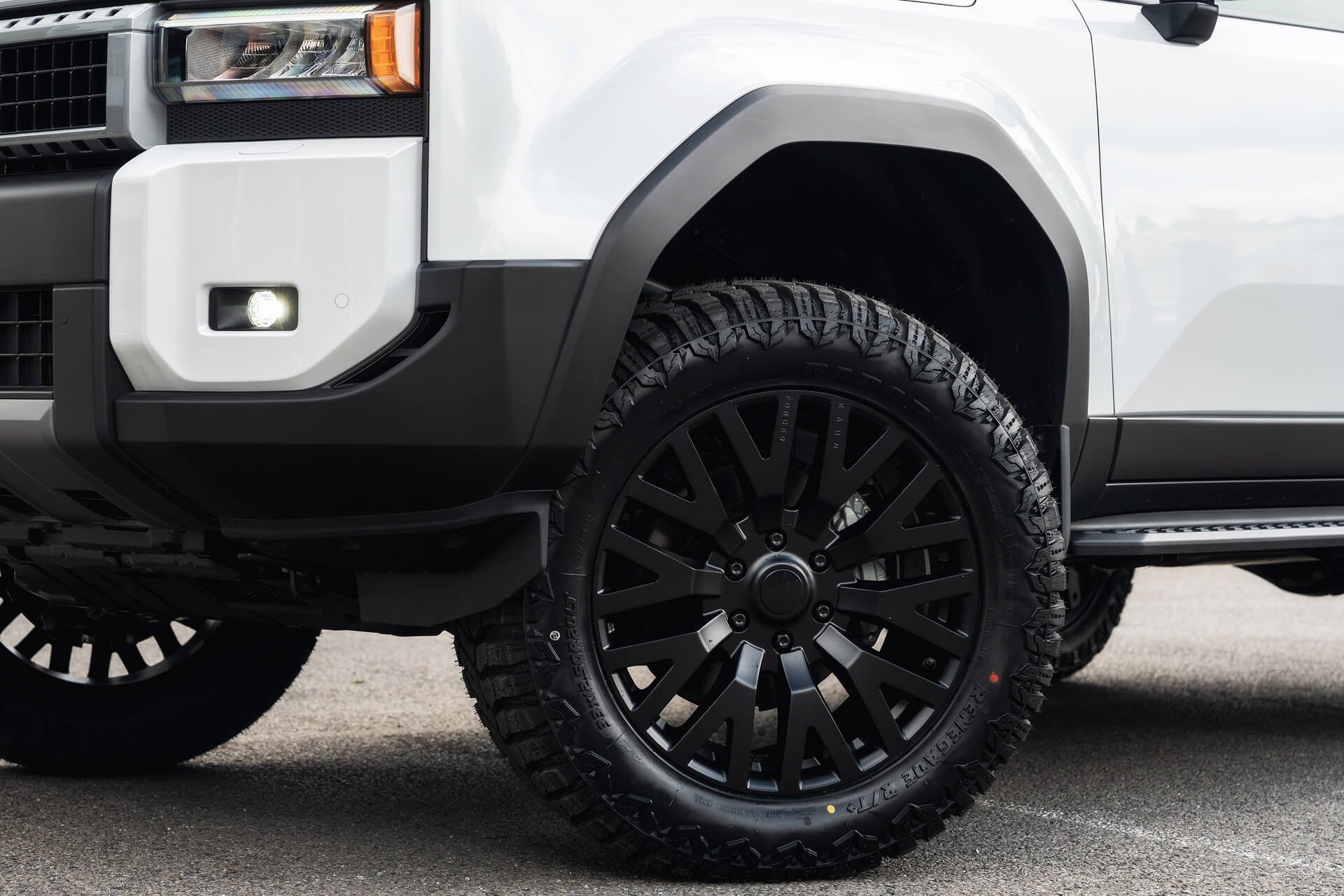 Toyota Land Cruiser 250 VX 2.7 Automatic Gallery Image