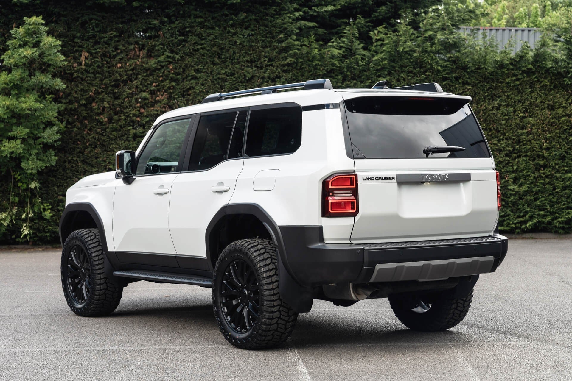 Toyota Land Cruiser 250 VX 2.7 Automatic Gallery Image
