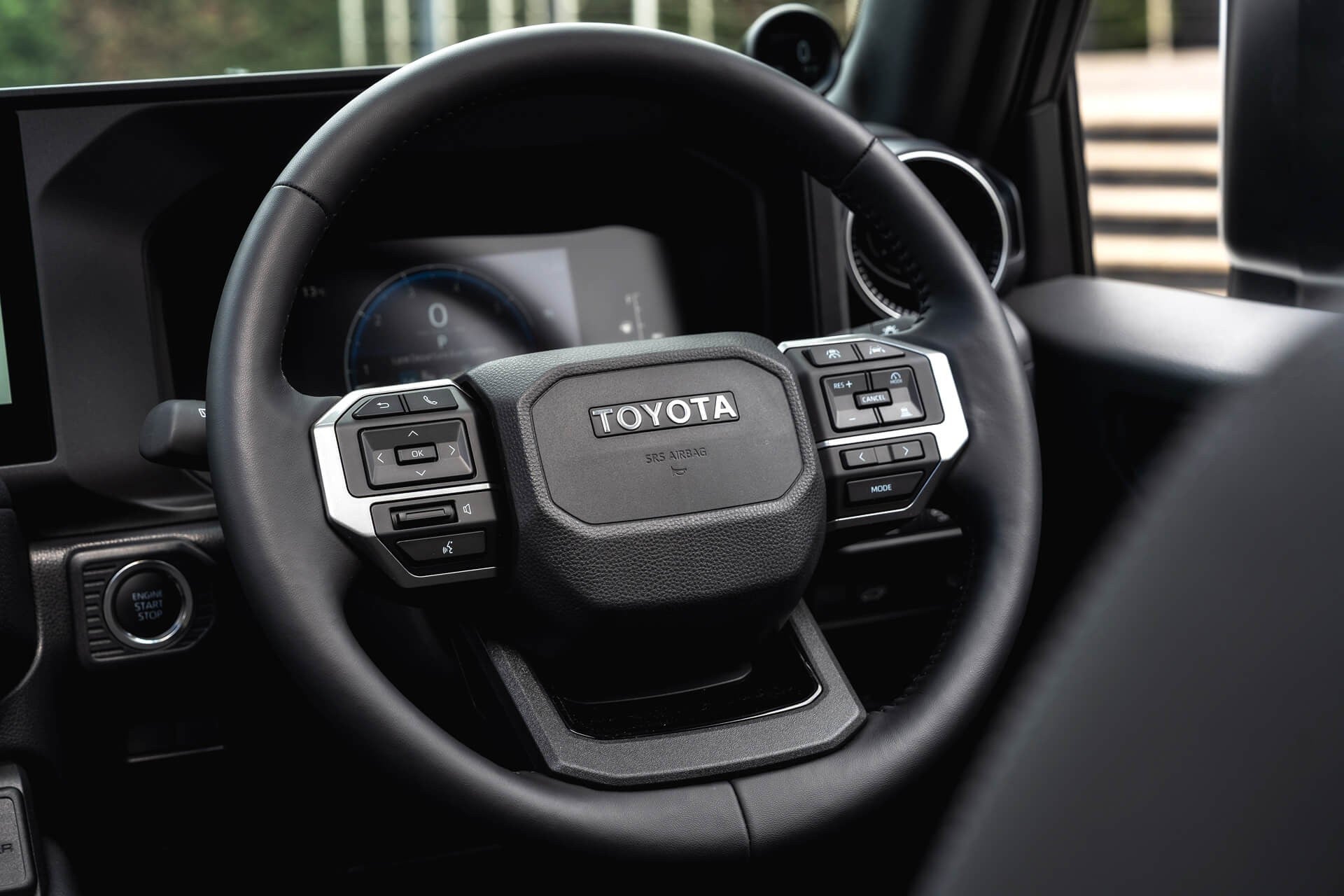 Toyota Land Cruiser 250 VX 2.7 Automatic Gallery Image