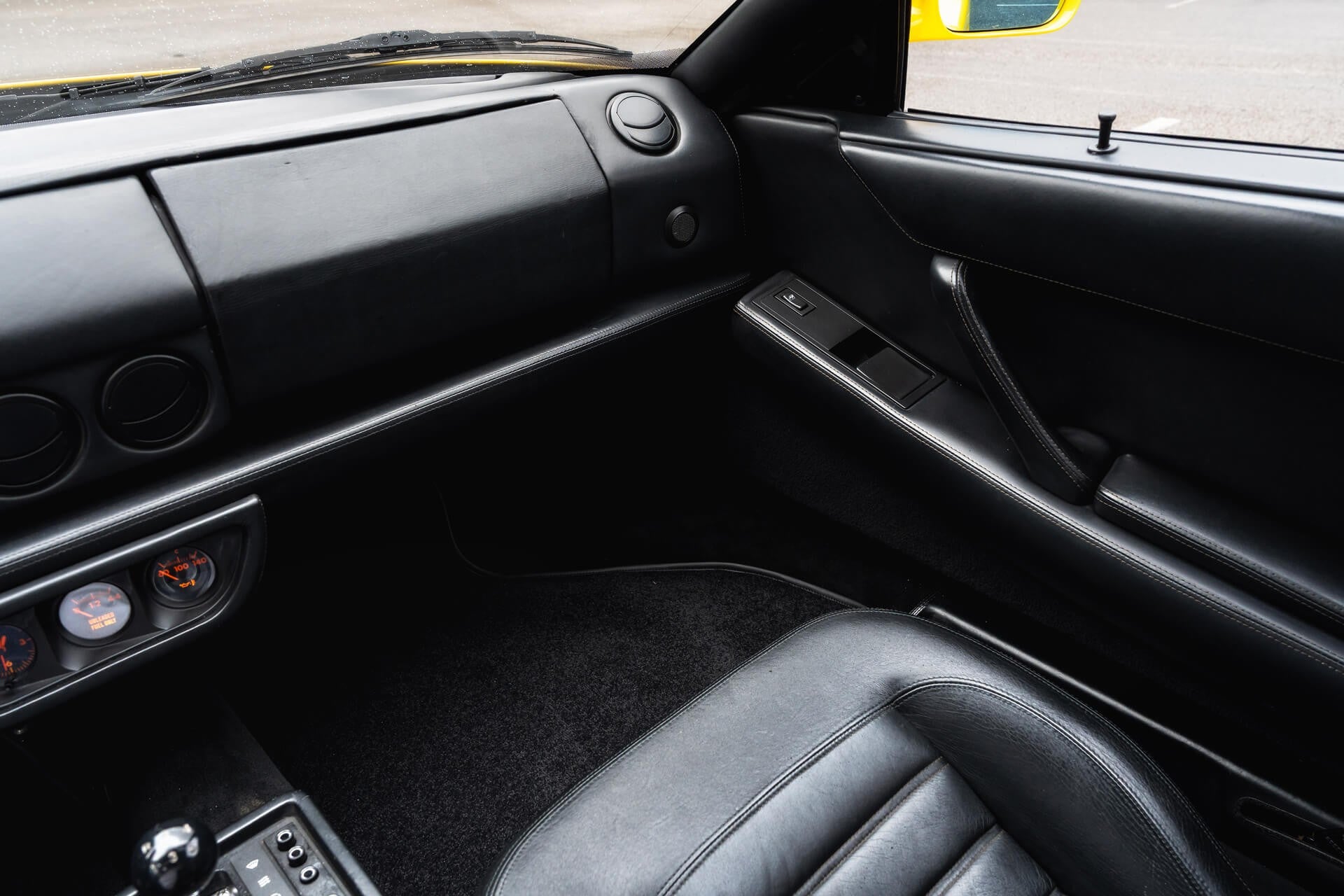 Ferrari 512TR (Left Hand Drive) Gallery Image