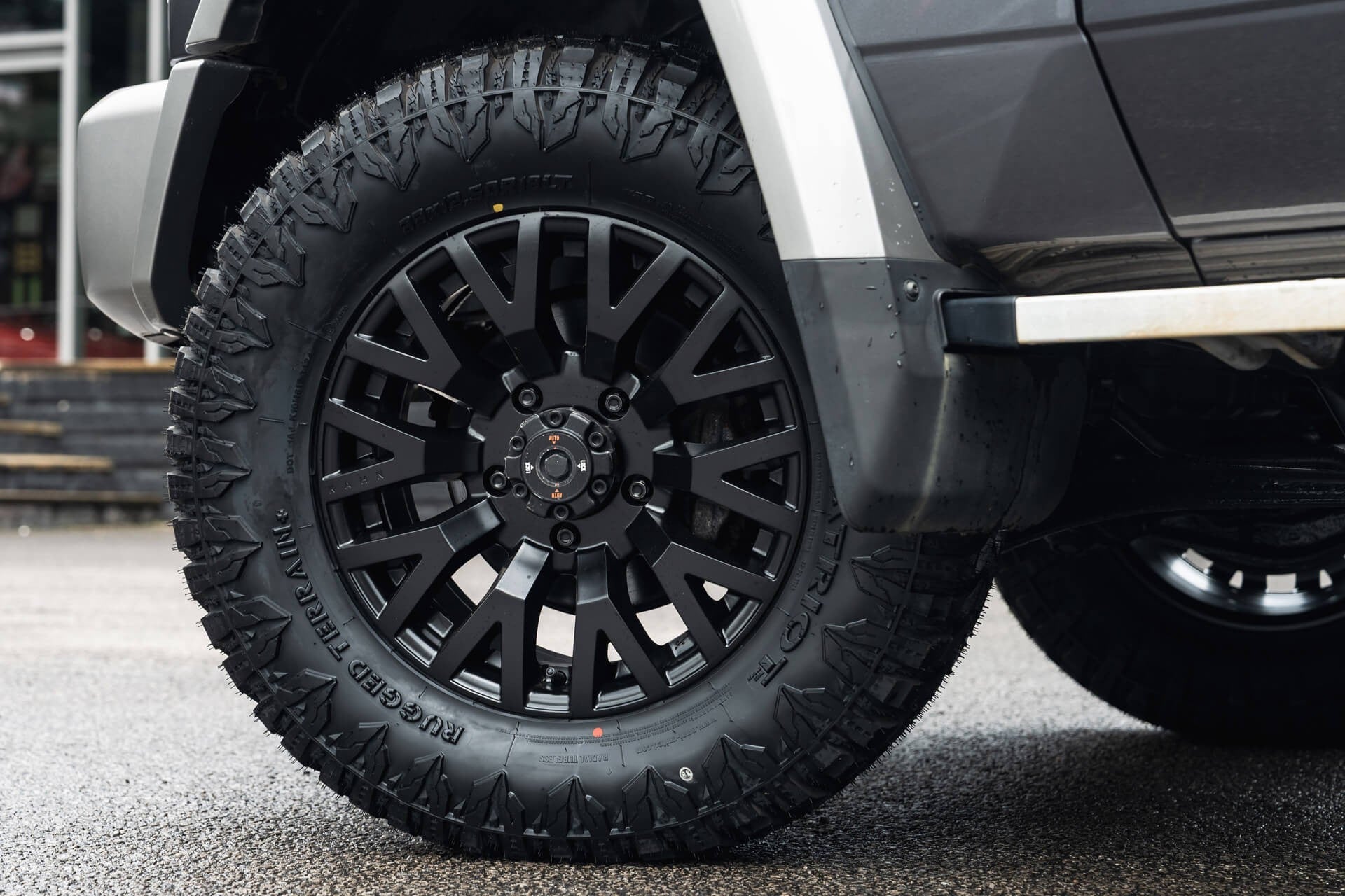 Toyota Land Cruiser 70 Series Gallery Image