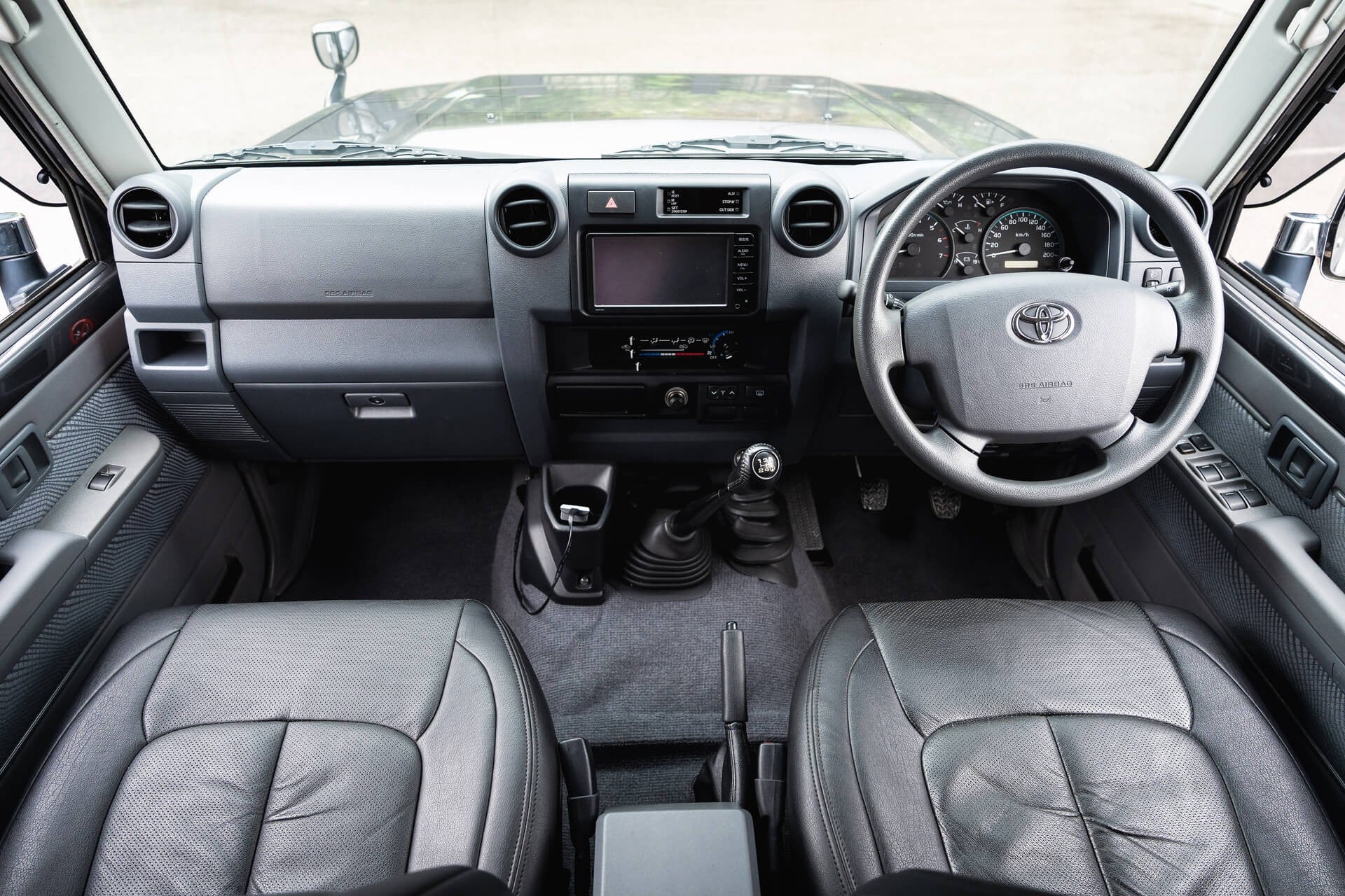 Toyota Land Cruiser 70 Series Gallery Image