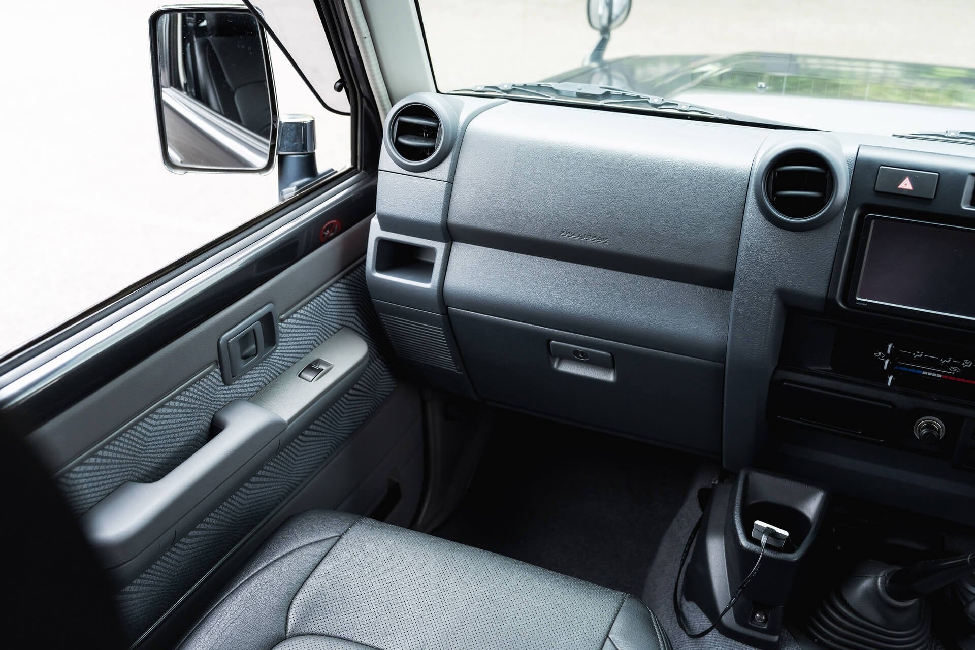 Toyota Land Cruiser 70 Series Gallery Image