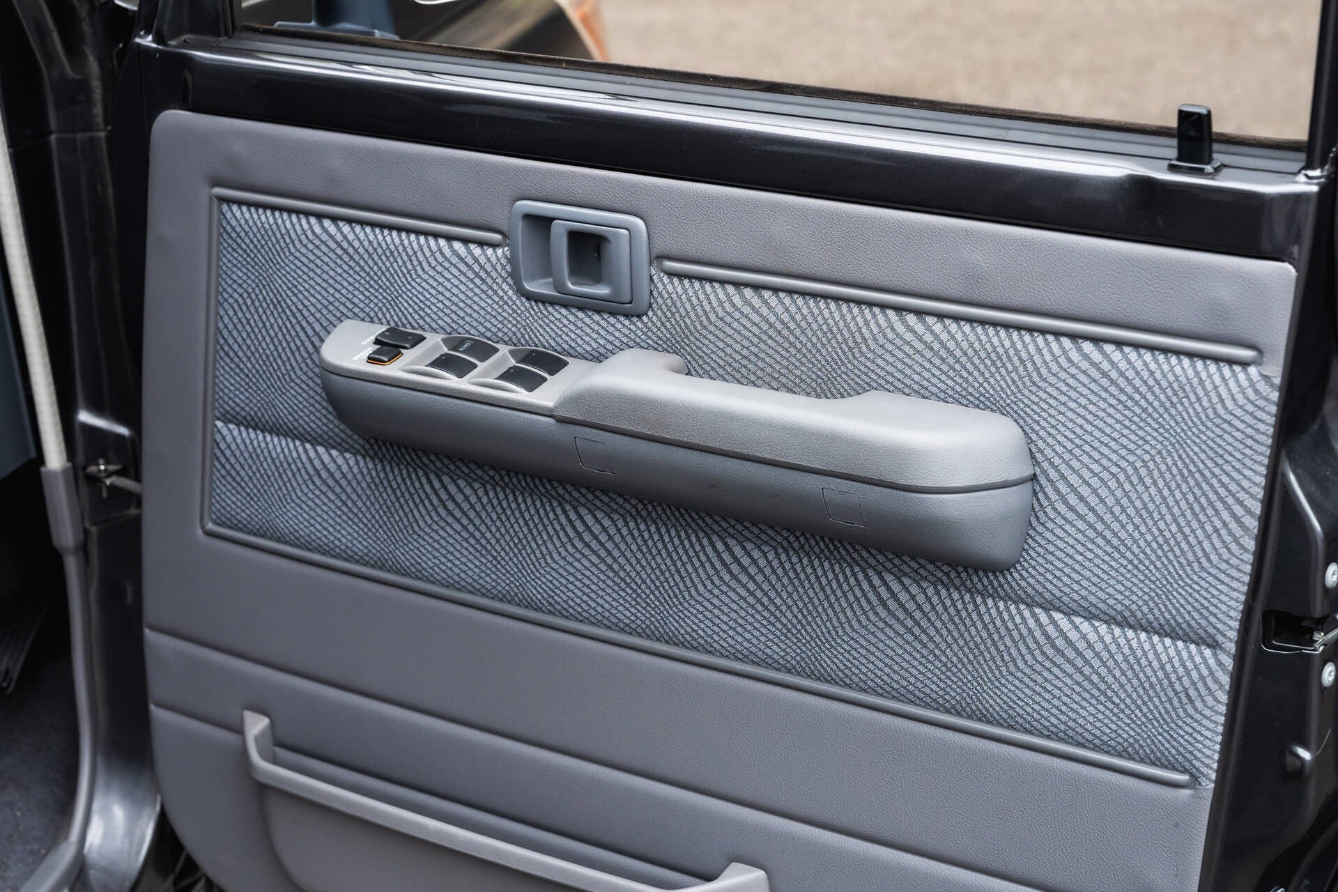 Toyota Land Cruiser 70 Series Gallery Image