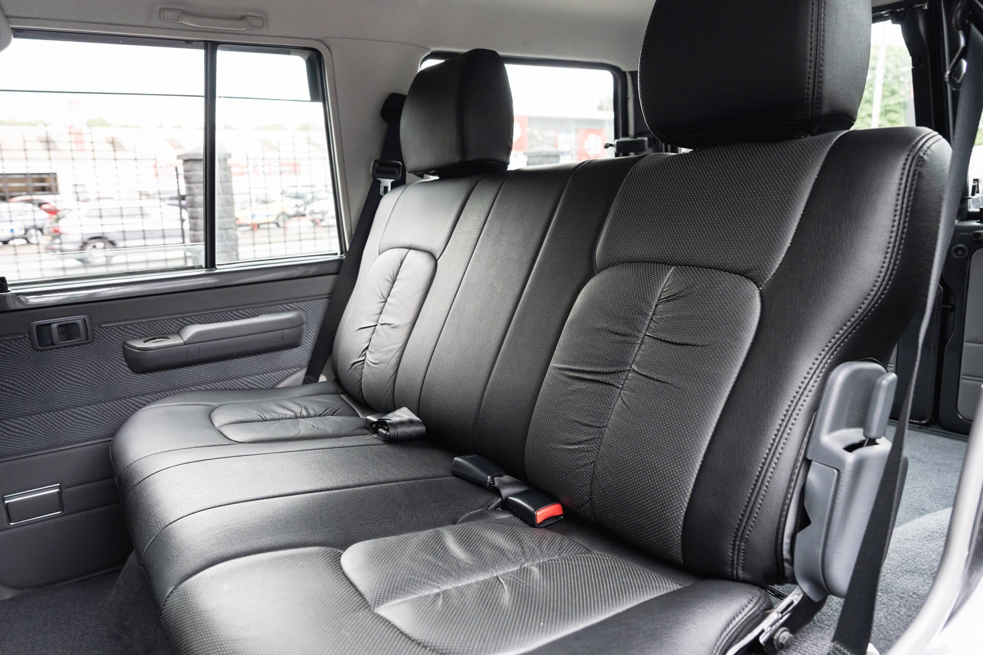 Toyota Land Cruiser 70 Series Gallery Image