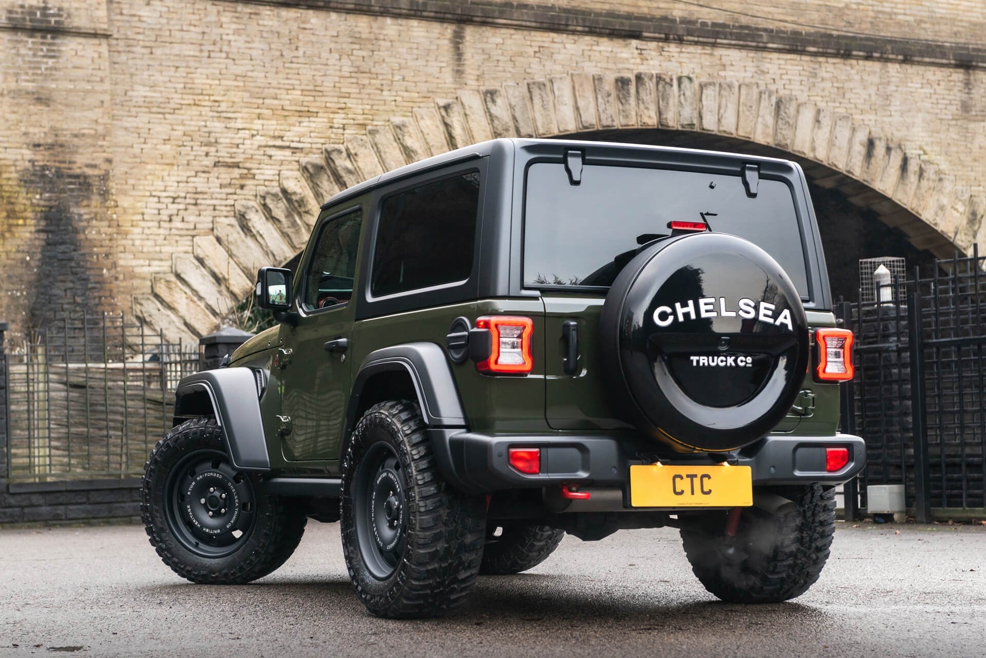Jeep Wrangler Overland 2.0GME Rubicon Gallery Image