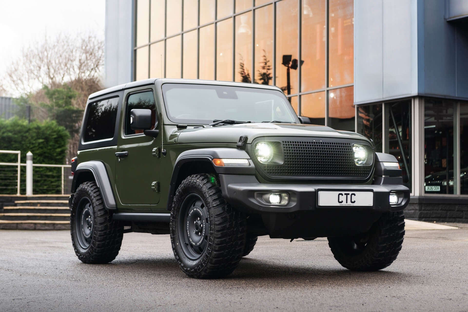 Jeep Wrangler Overland 2.0GME Rubicon Gallery Image