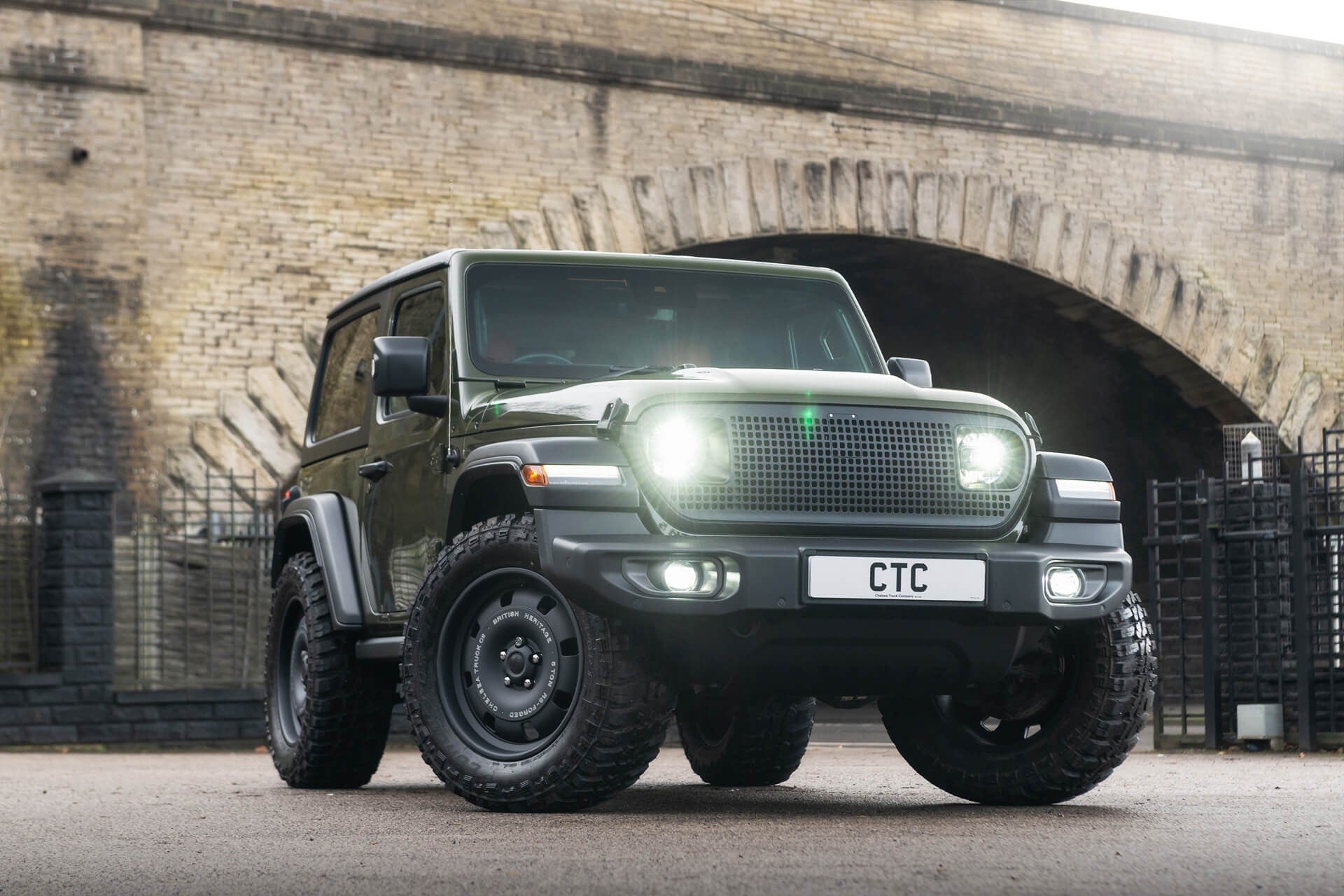 Jeep Wrangler Overland 2.0GME Rubicon Gallery Image