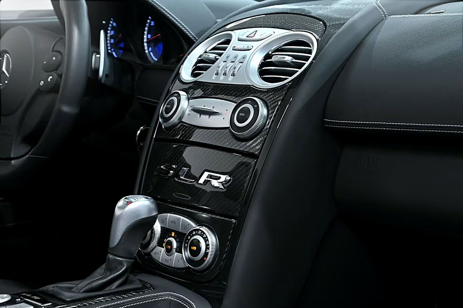 Mercedes-Benz SLR McLaren Gallery Image