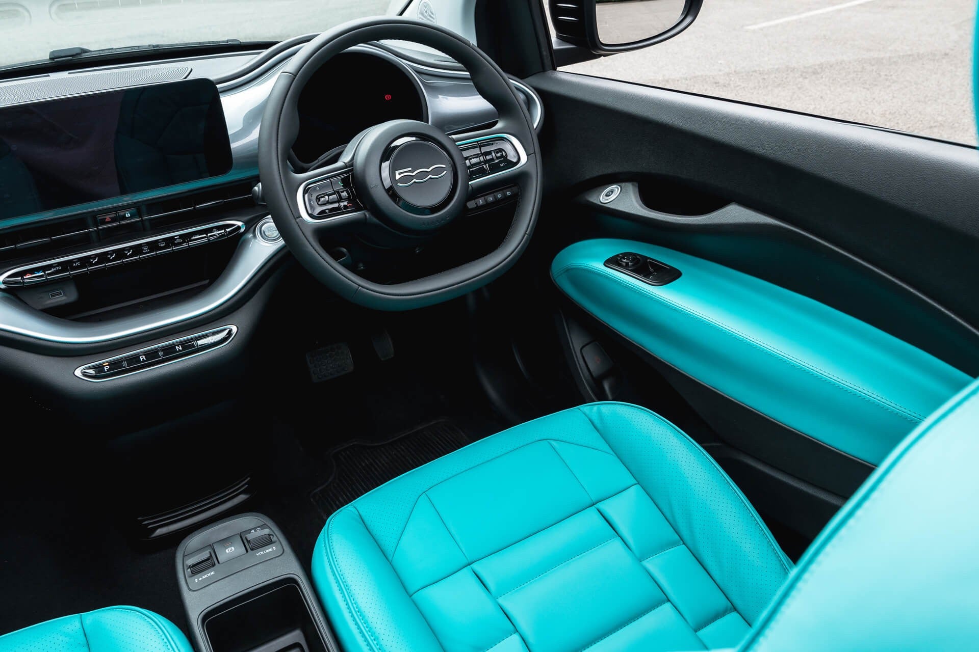Fiat 500e 42kWh RED Designio by KAHN®