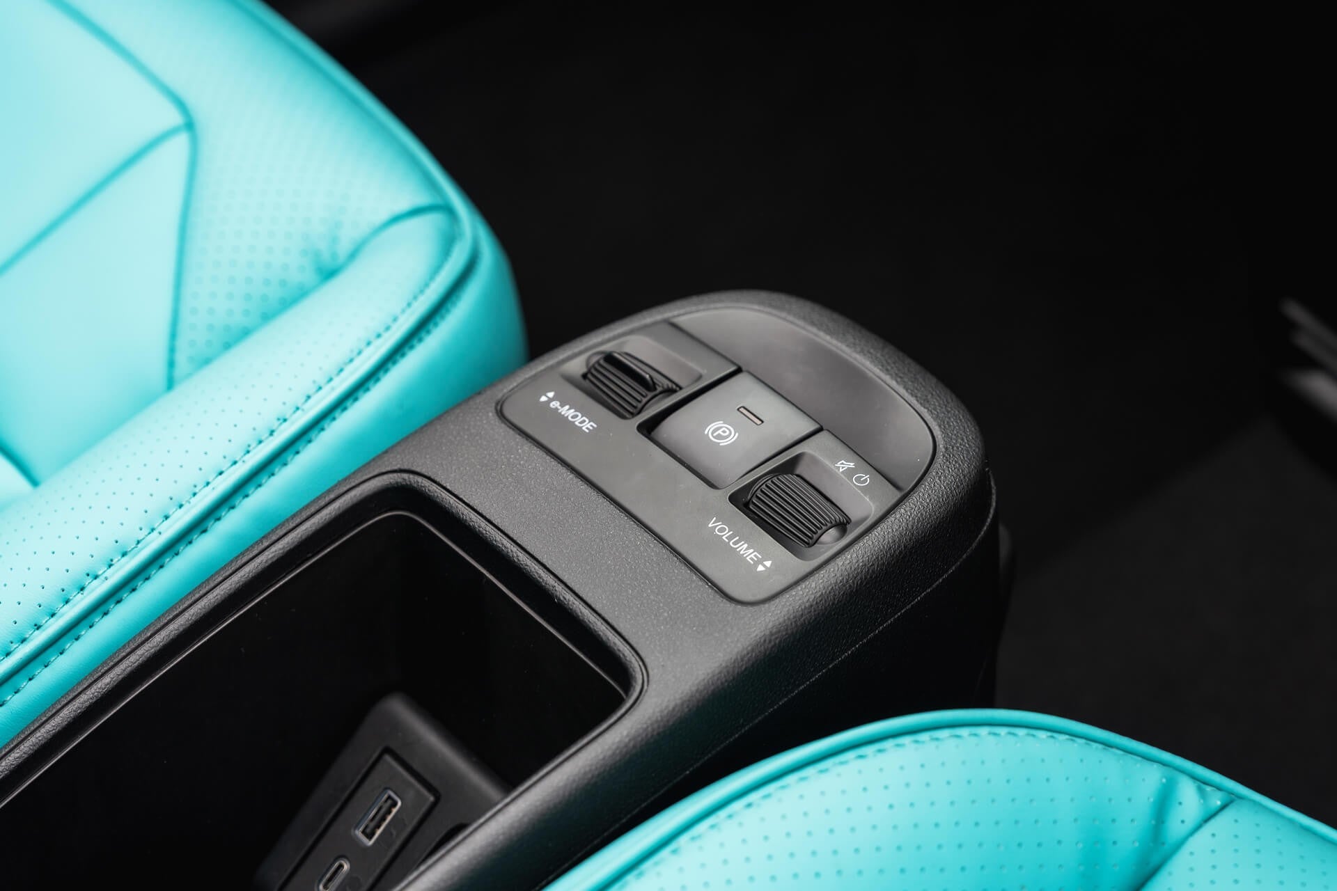 Fiat 500e 42kWh RED Designio by KAHN®