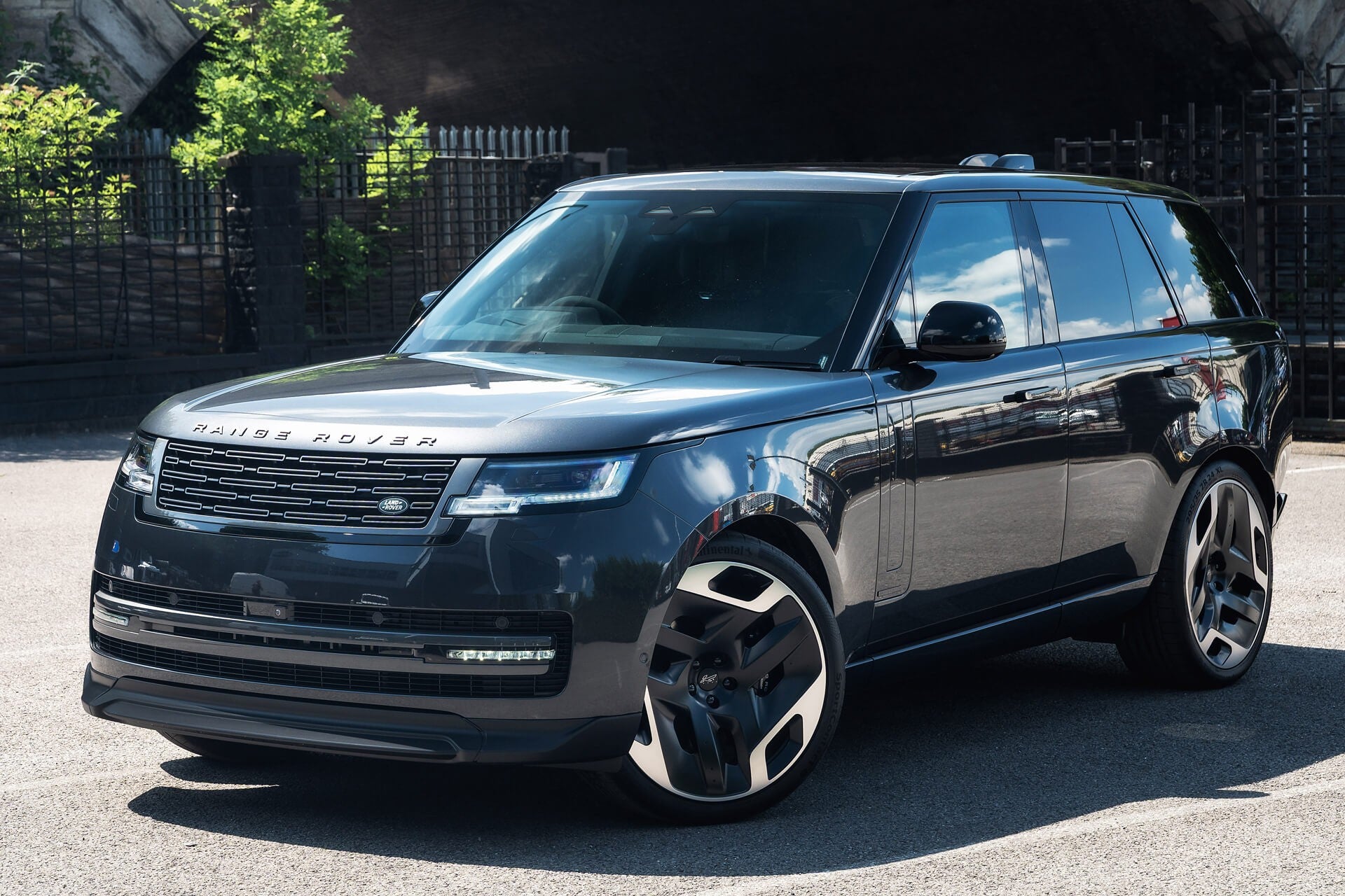Land Rover Range Rover P530 V8 Autobiography