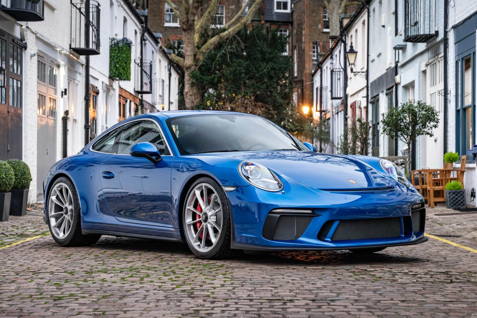 Porsche 911 (991.2) GT3 Touring