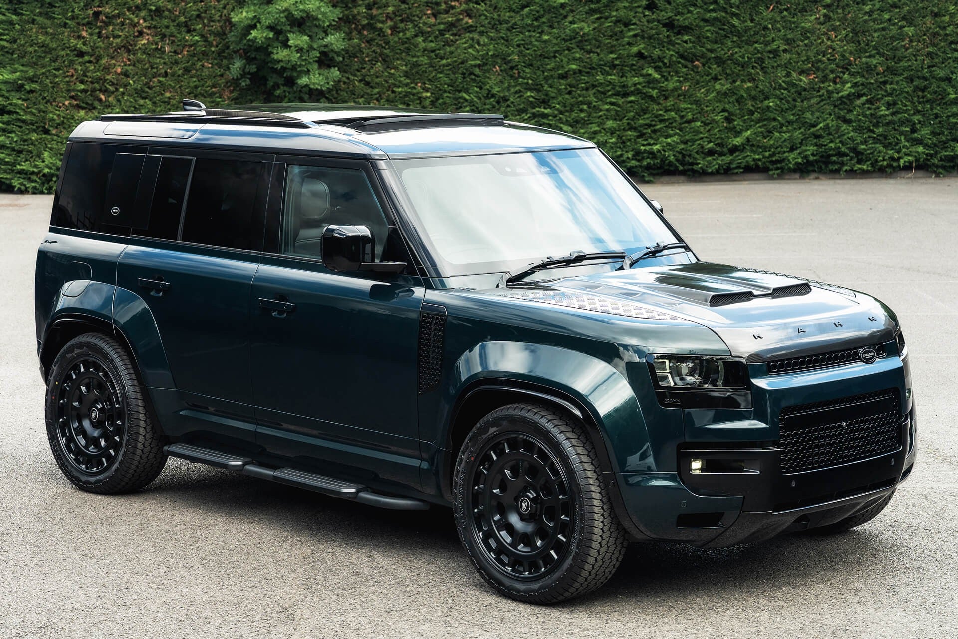 Land Rover Defender 110 P400