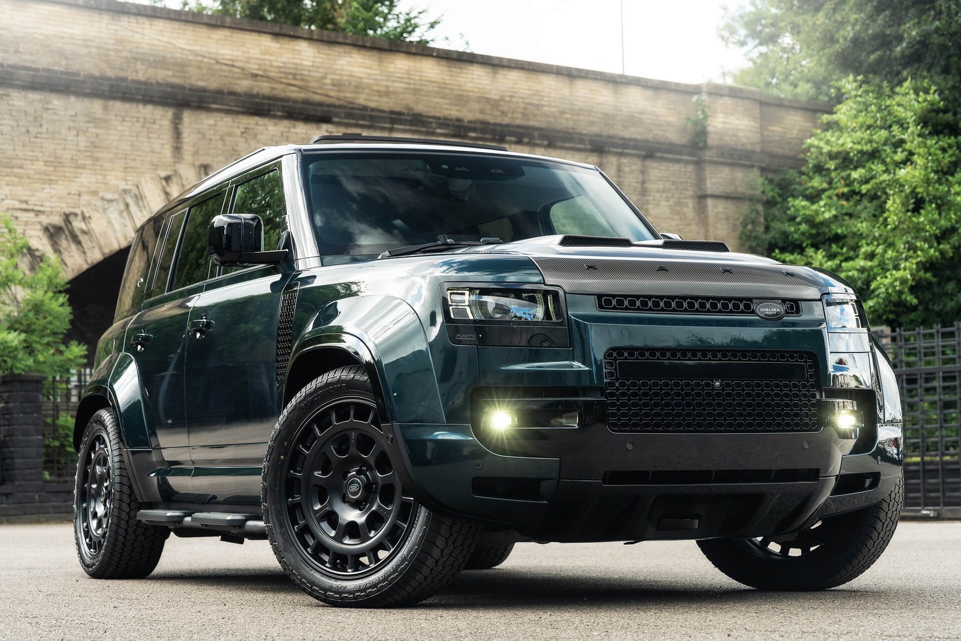 Land Rover Defender 110 P400